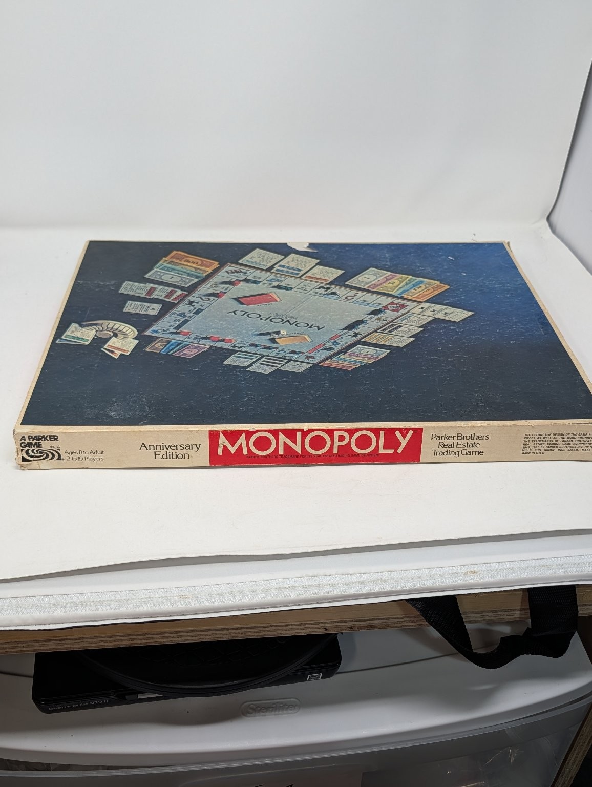 Monopoly Parker Brothers Board Game 2-10 Players Ages 8+ Vintage 1974