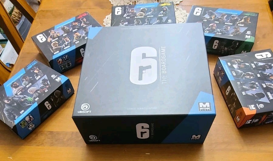 rainbow six siege board game: base game plus all maps and year 1 to 5 operators