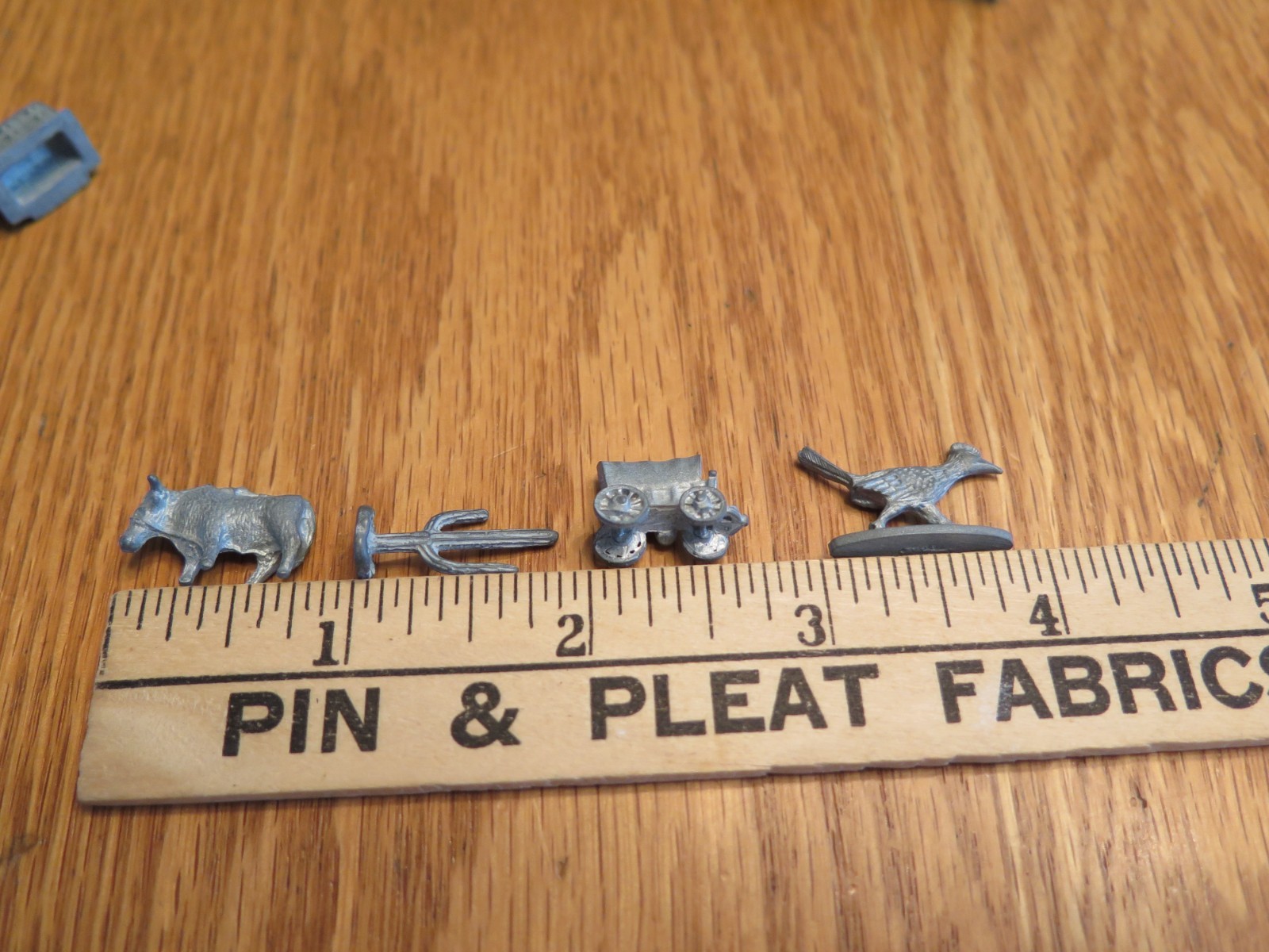 Vintage Board Game Tokens Game Pieces? Miniature Pewter Figurines? Lot of 24 Pcs