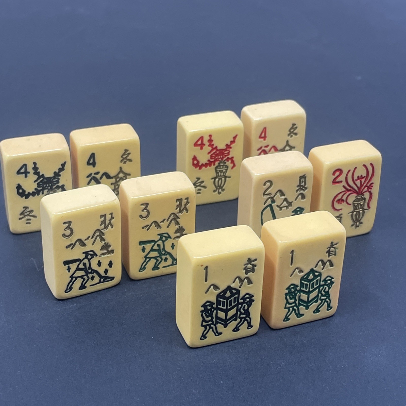 Vintage Mahjong Tile Chinese Bakelite 1 1/4″ tall 7/8″ wide 1/2″ thick Set 10