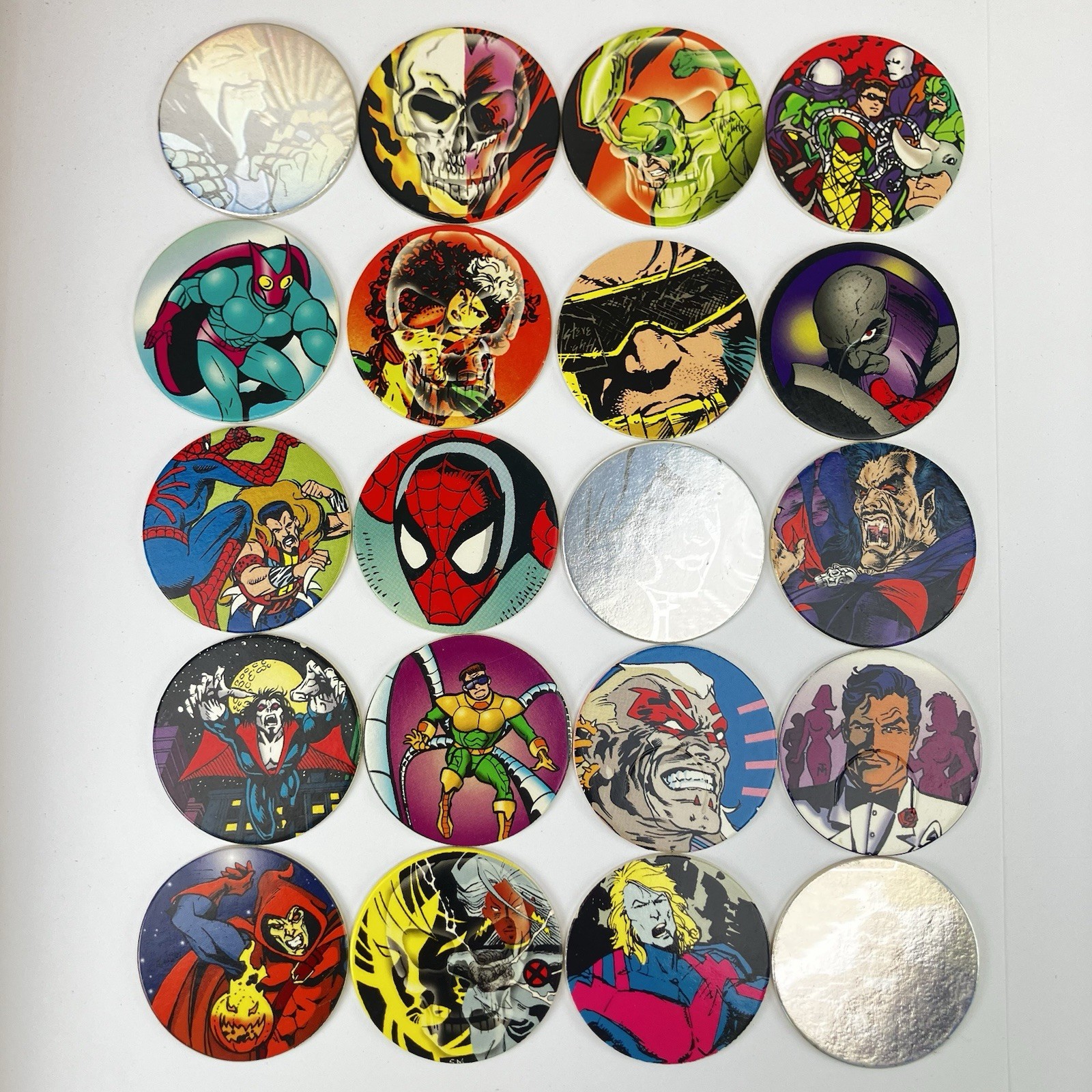 Lot of 20 Pogs Marvel Comics From 1994 X-Men Spiderman Ghost Rider Fantastic 4