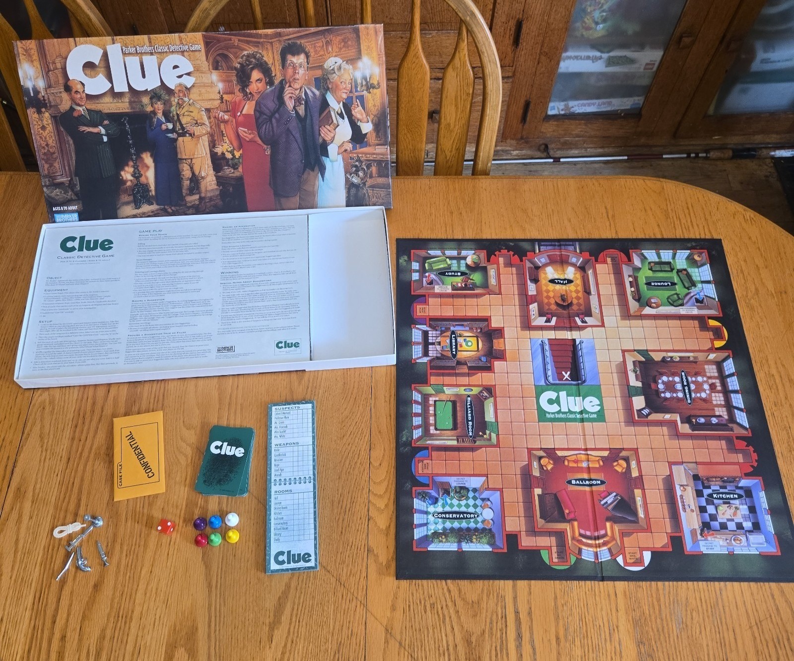 Parker brothers classic detective board game clue complete
