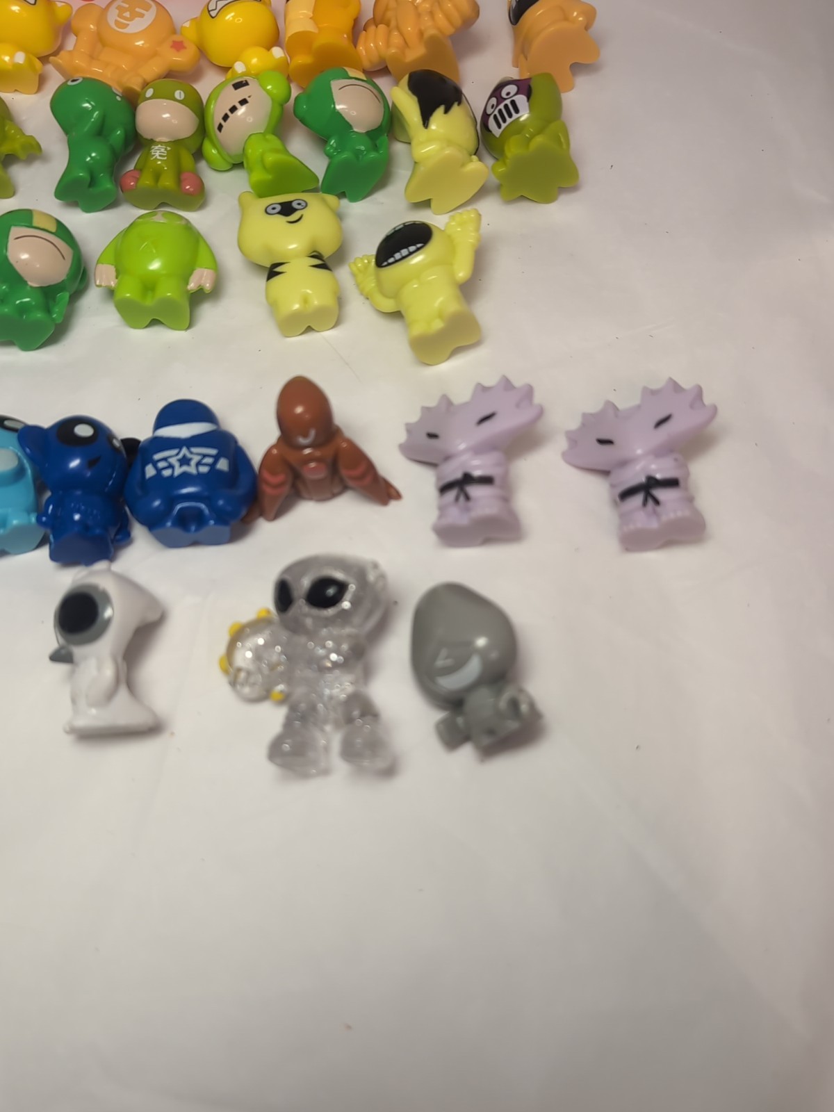 Crazy Bones Lot Of 53 Vintage Multiple Colors Plus Collectors Tin
