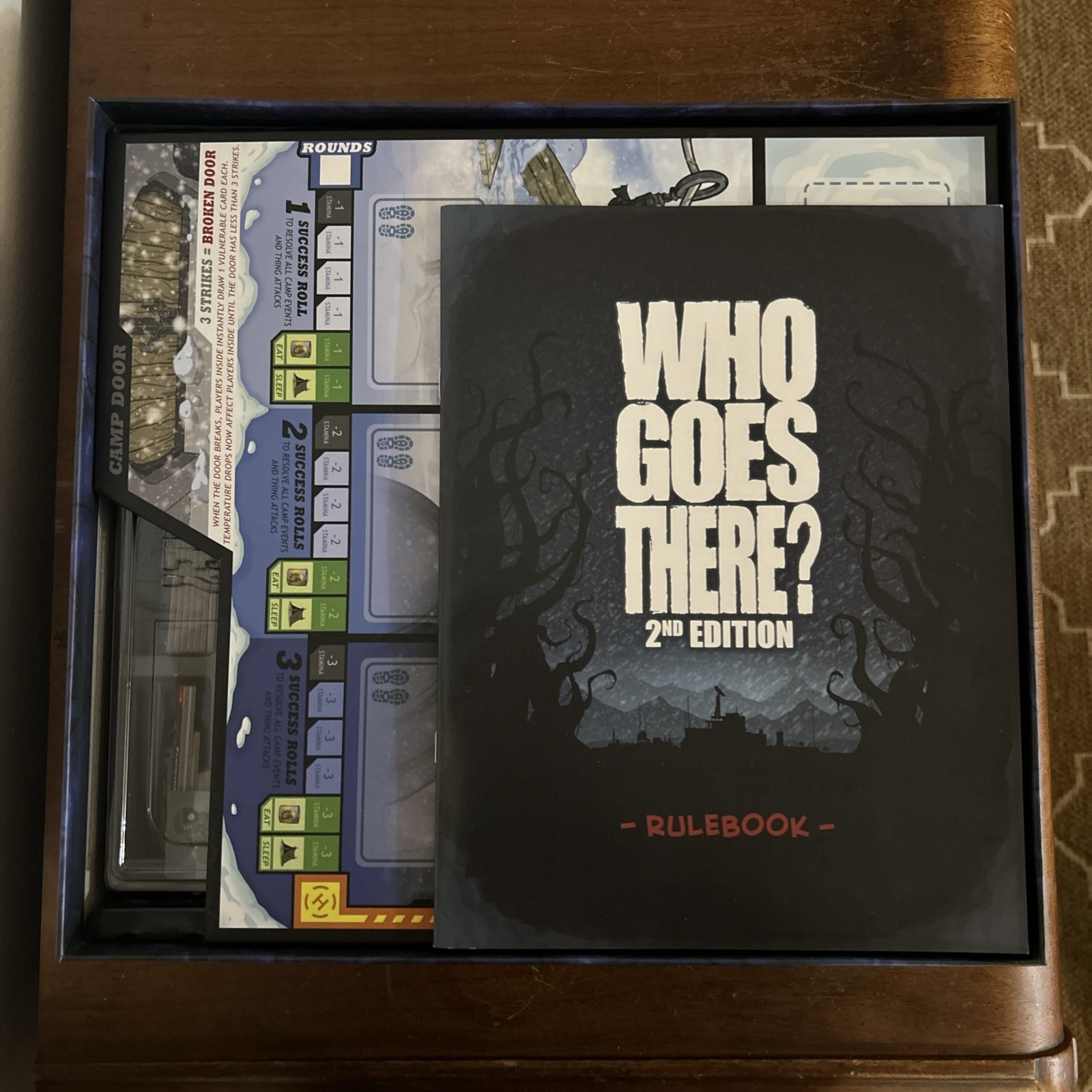 Who Goes There? 2nd Ed Board Game Kickstarter Deluxe Certifiable Studios CIB EUC