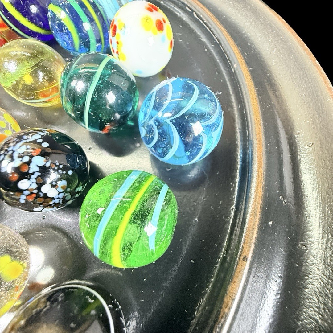 Solitaire Di Venezia Hand Blown Glass Marbles 38 w/Black Wood Base Board