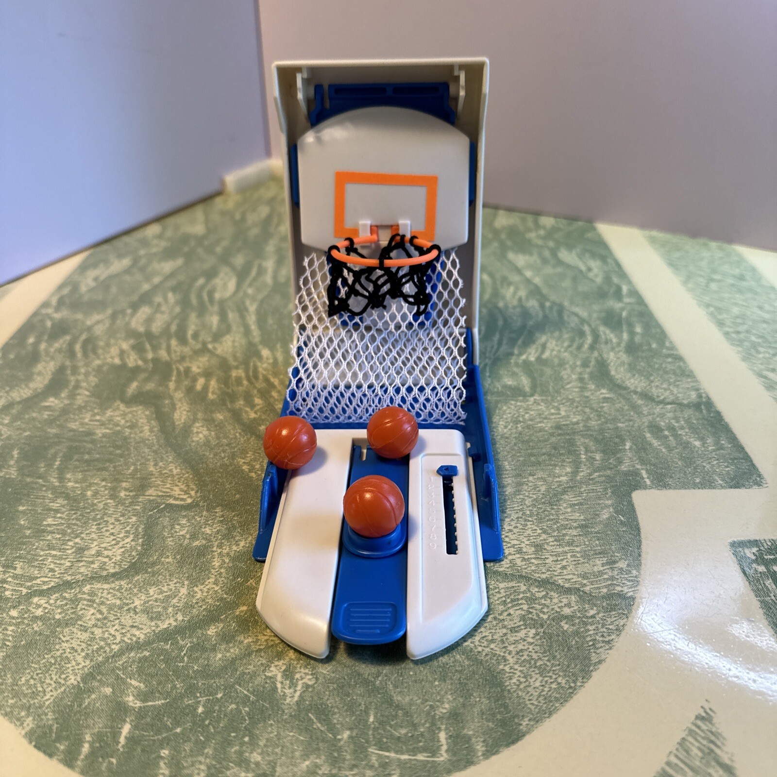 Vtg 1994 Super Shot Pocket Game Basketball travel Complete Works 90’s Fun(8)