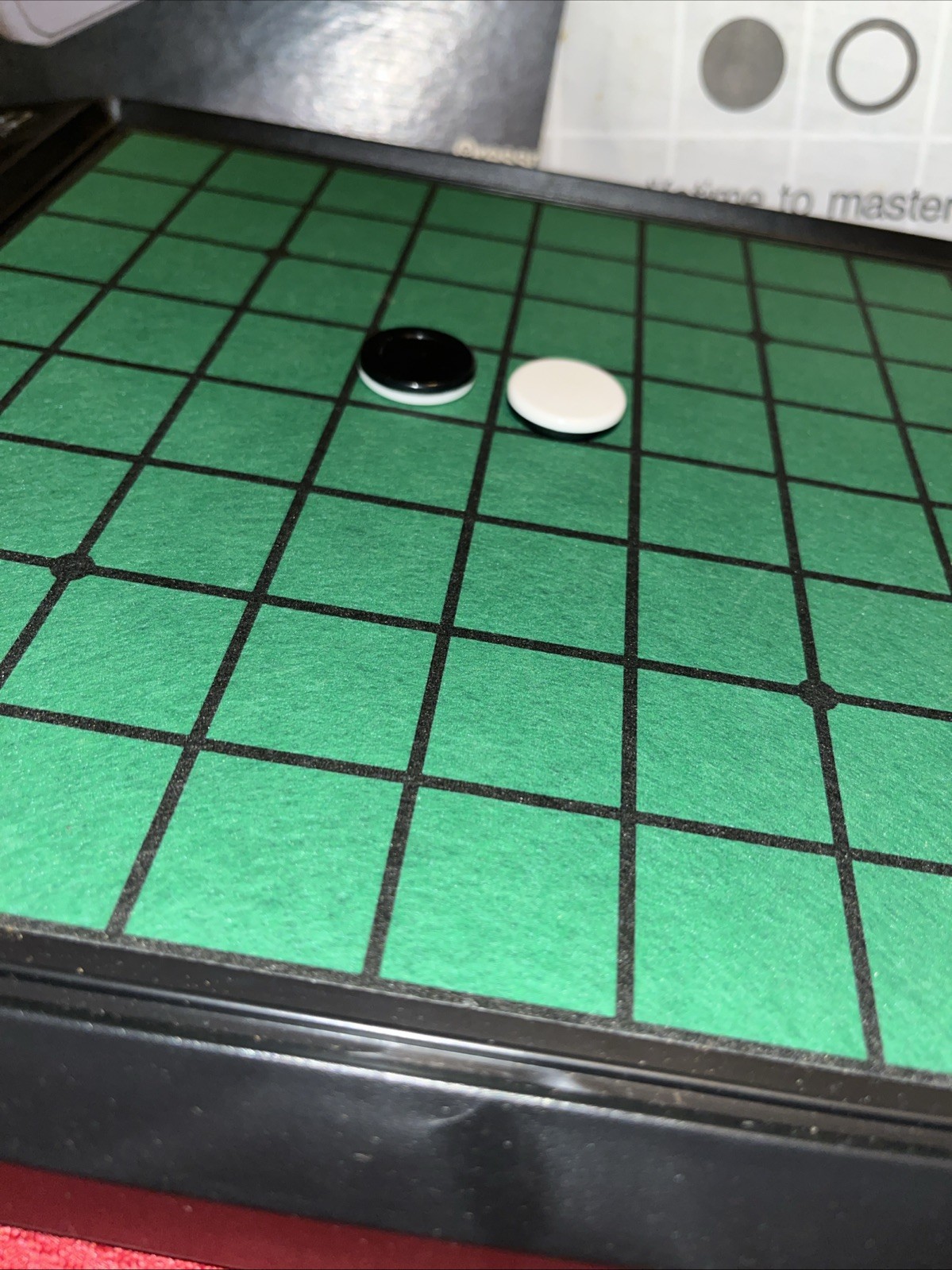 Vintage 1990 Othello game Complete