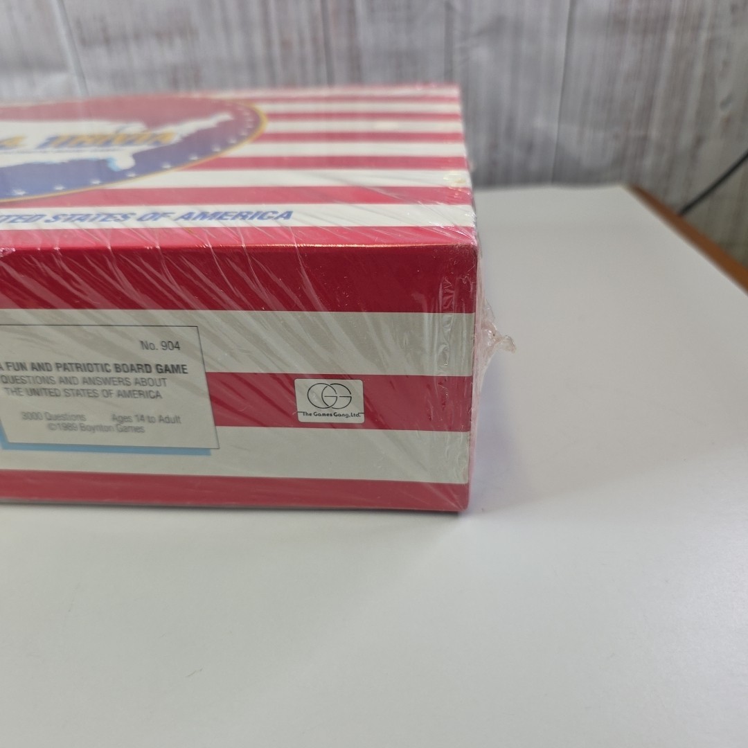 USA TRIVIA GAME a Fun and Patriotic Board Game 1989 Vintage