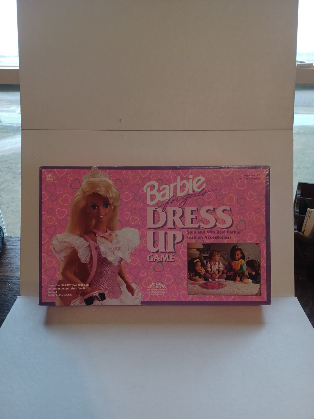1993 Barbie Dress Up Board Game By Golden. 99% Complete Missing 1 Pink Shoe.