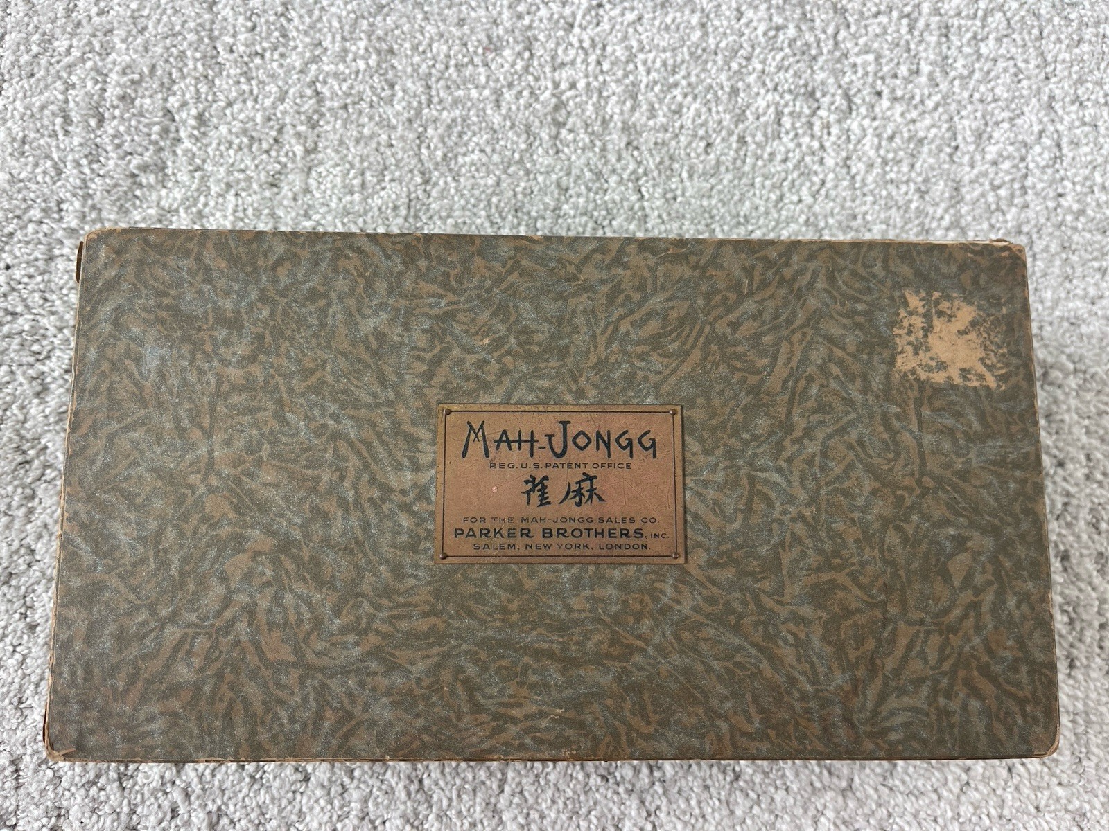 Antique 1920s Parker Brothers Mah-Jongg Bone And Bamboo Set Scoring Sticks Dice