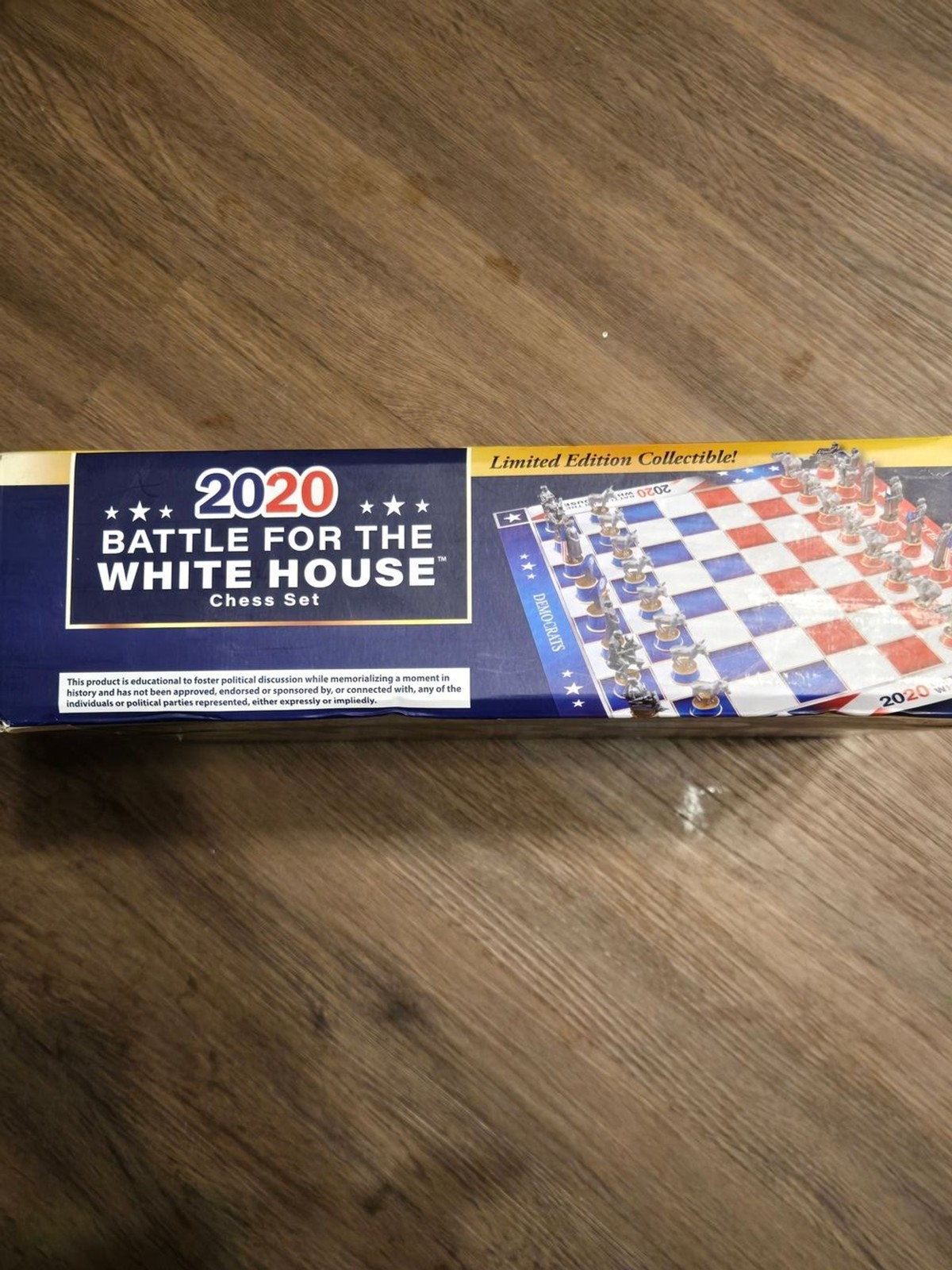 2020 Battle for the White House Collector Chess Set – Blue & Red