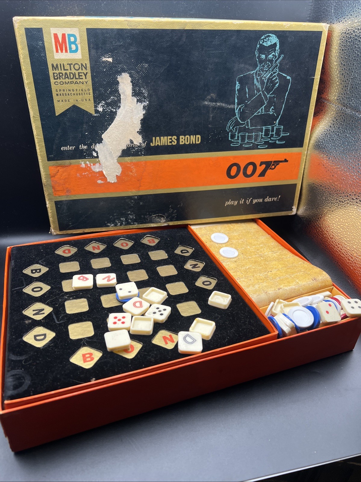 1965 Vtg Milton Bradley board game Enter the Dangerous World of James Bond 007