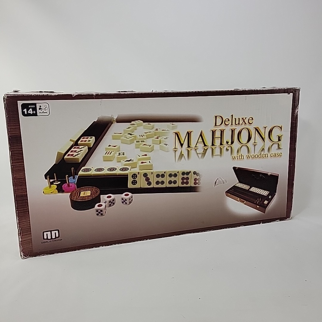 Deluxe Mahjong With Wooden Case, 166 Tiles, 3 Dice, 1 Bettor, 100 Chips, 4 Trays