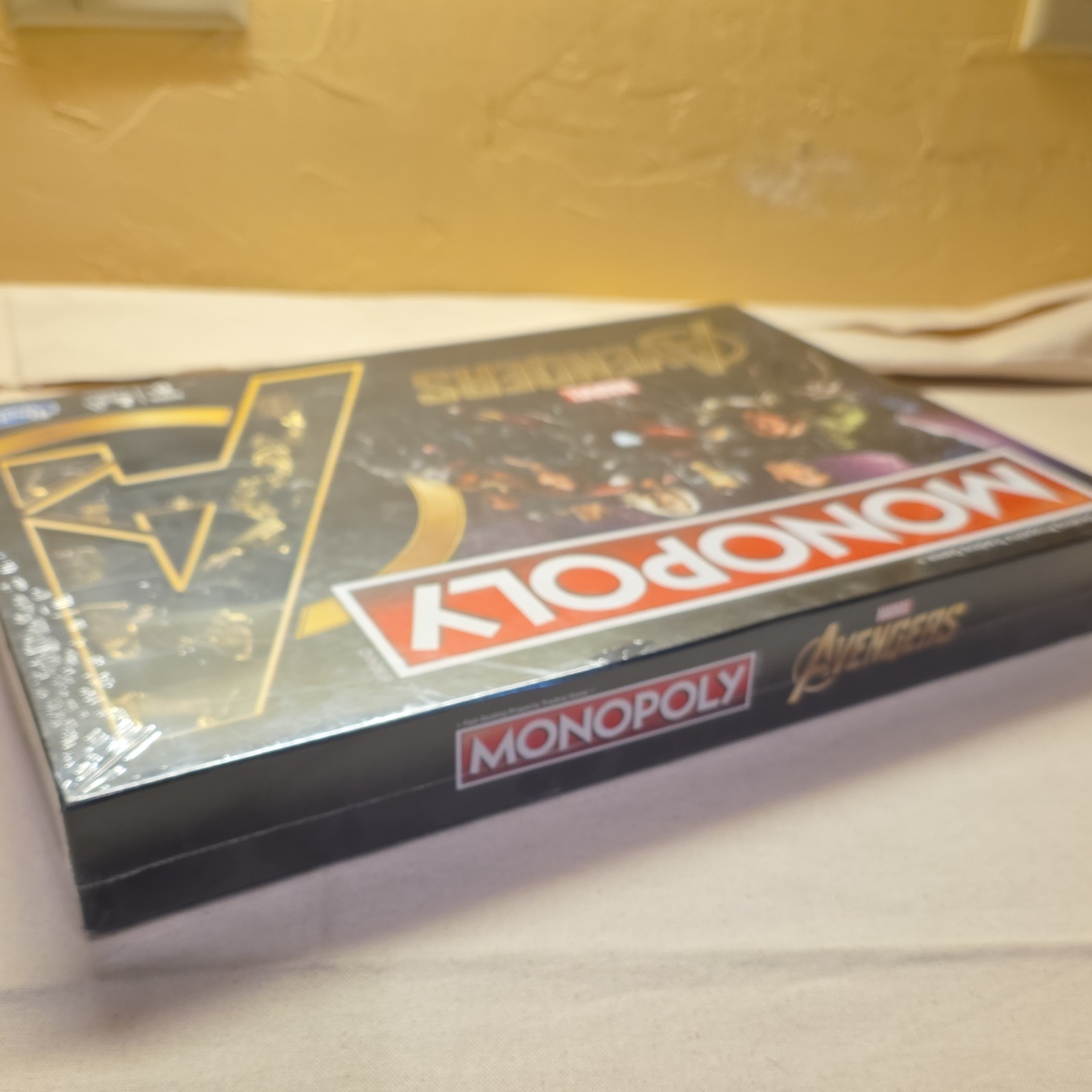 Monopoly Marvel Avengers Edition Board Game 2018 NEW SEALED