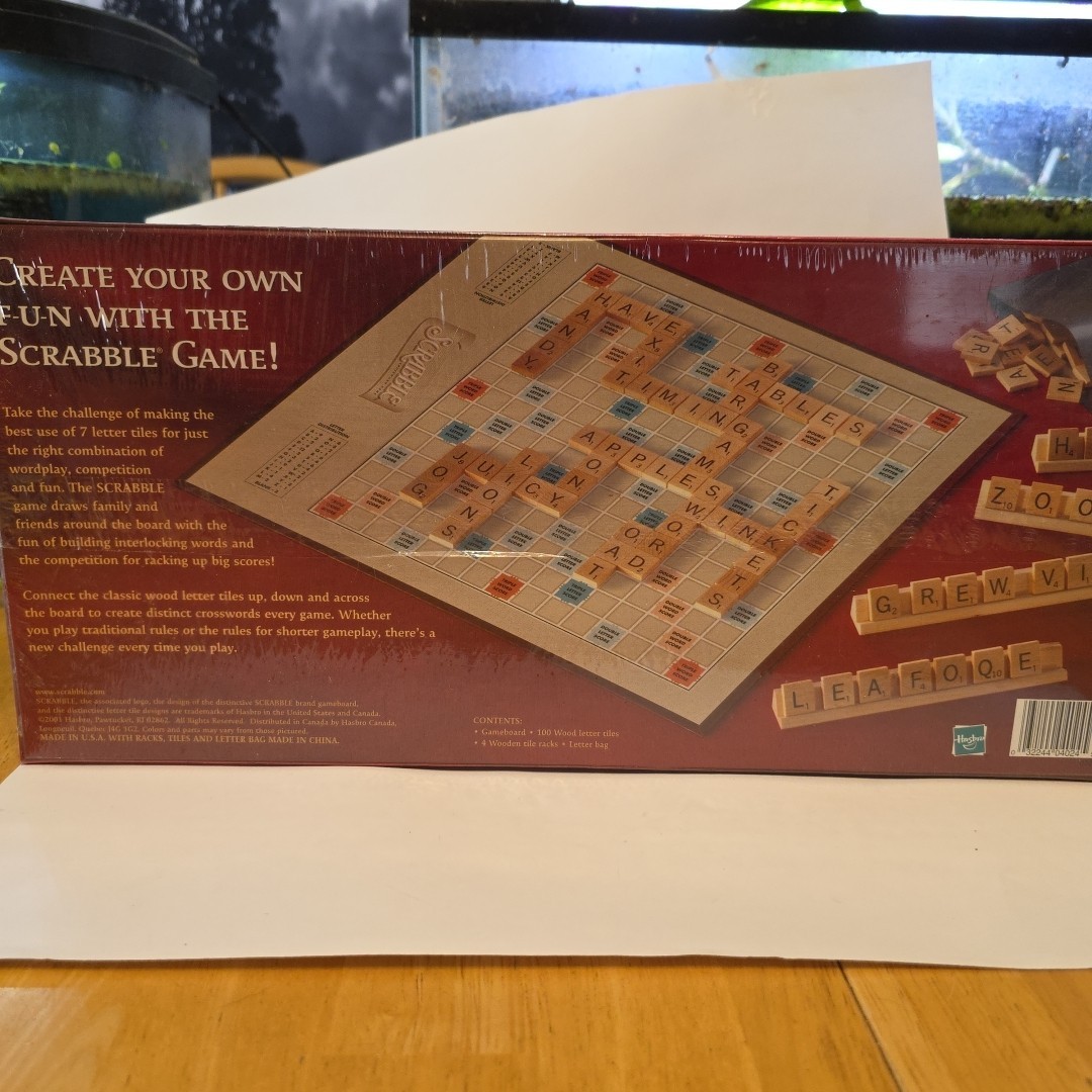 Scrabble Hasbro Board Game Vantage Sealed 2001