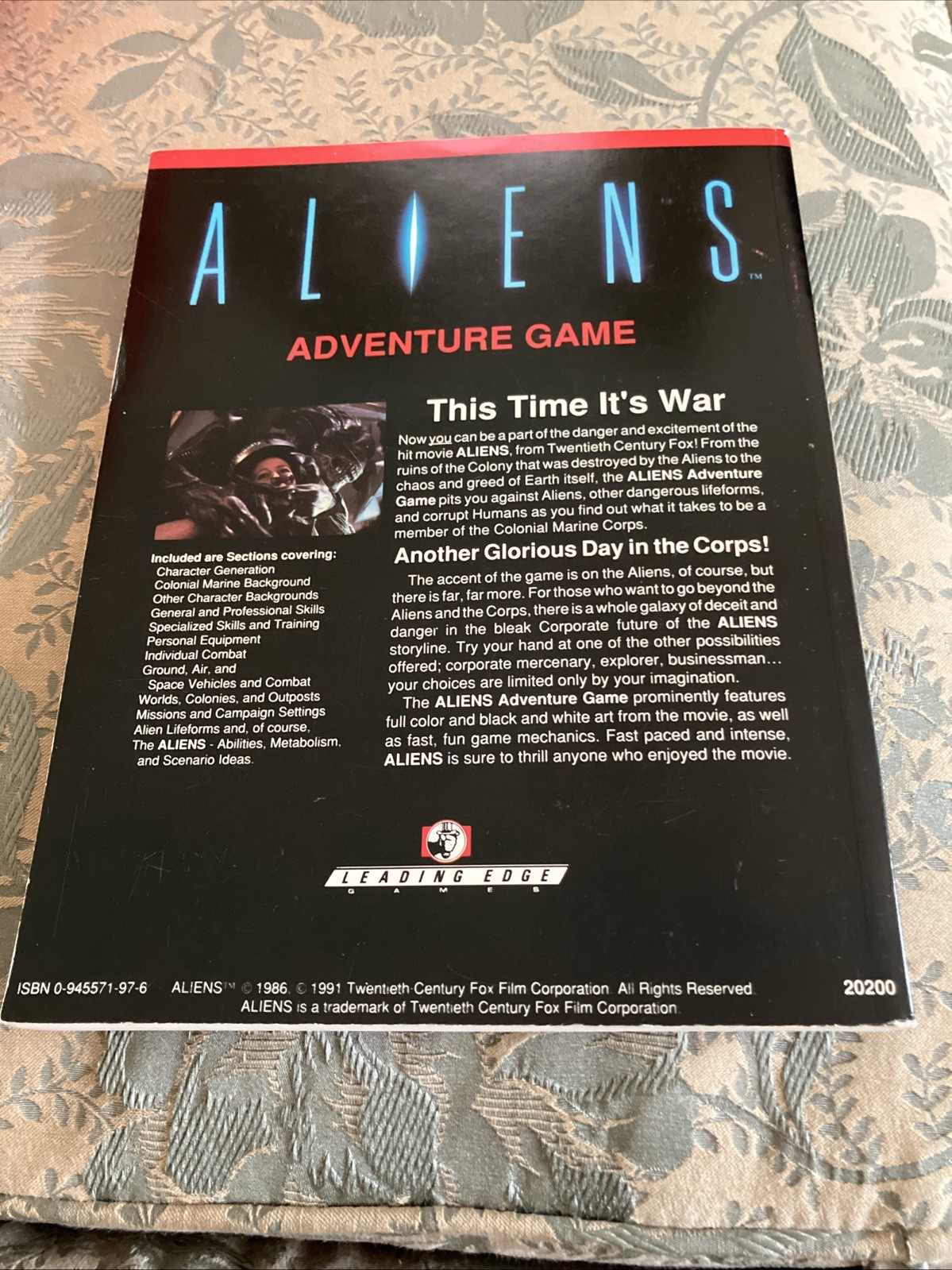 Leading Edge Aliens GAMES(2) And BOOK!