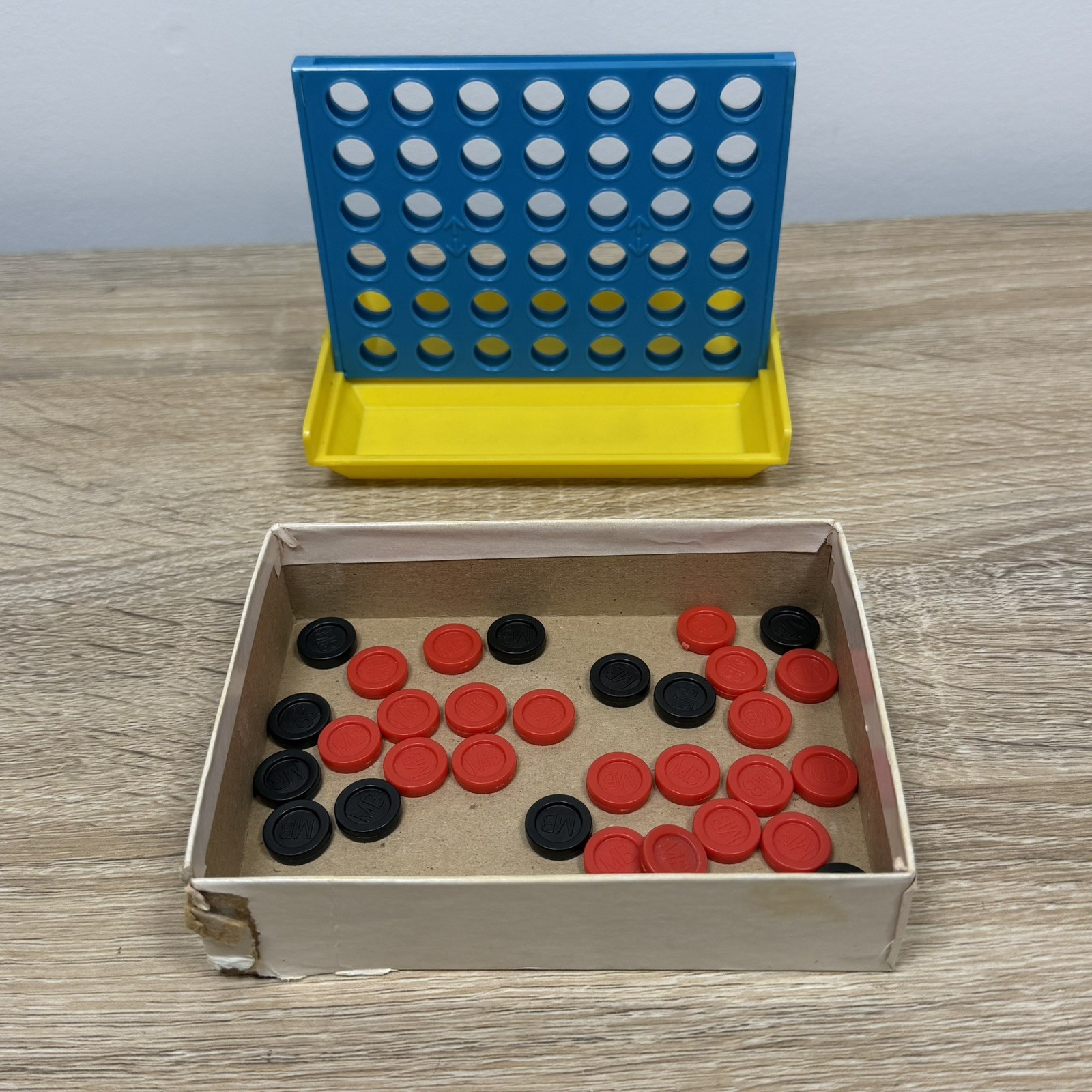 Vintage Connect Four 4 Travel Size Board Game 1983 Milton Bradley