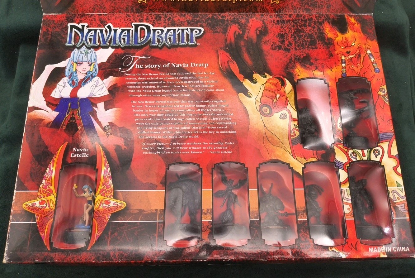 2004 Bandai 1st ED Navia Dratp Collectible Minatures Board Game Starter Set 1