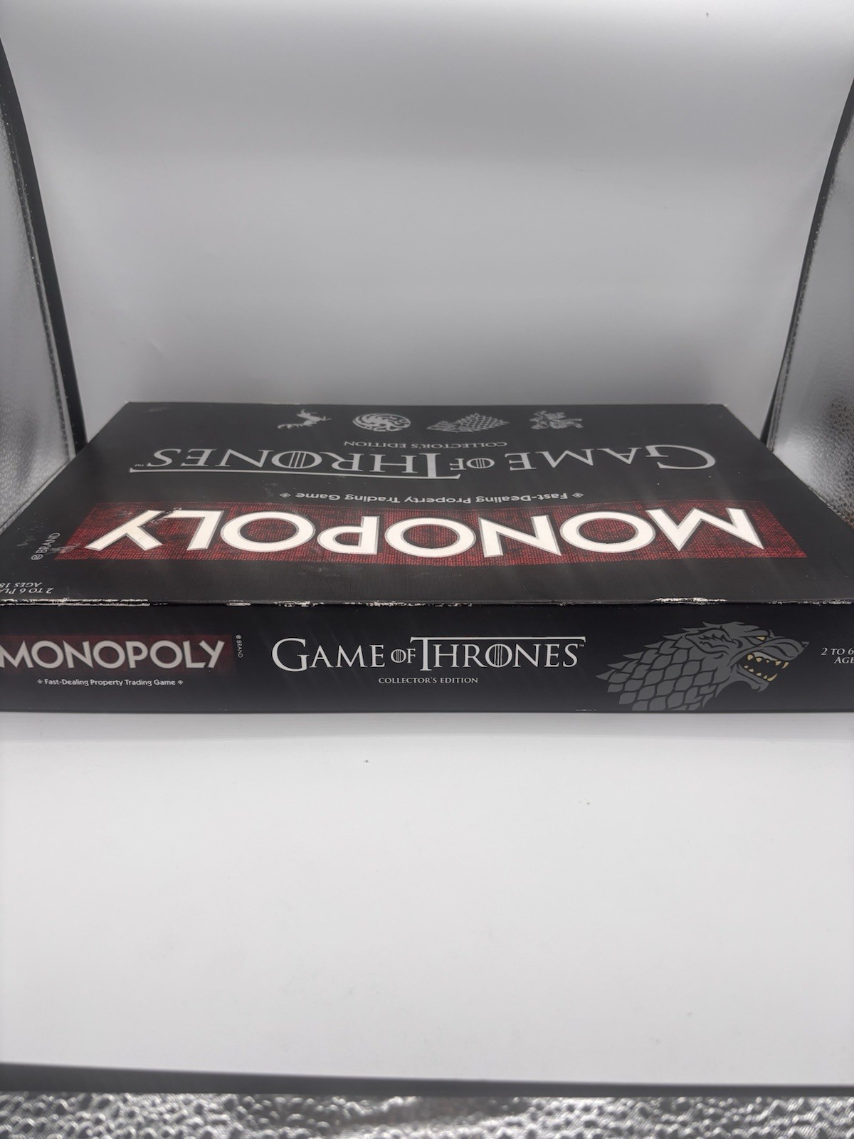 Monopoly Game of Thrones Collector’s Edition – Board Game Box Open Contents New