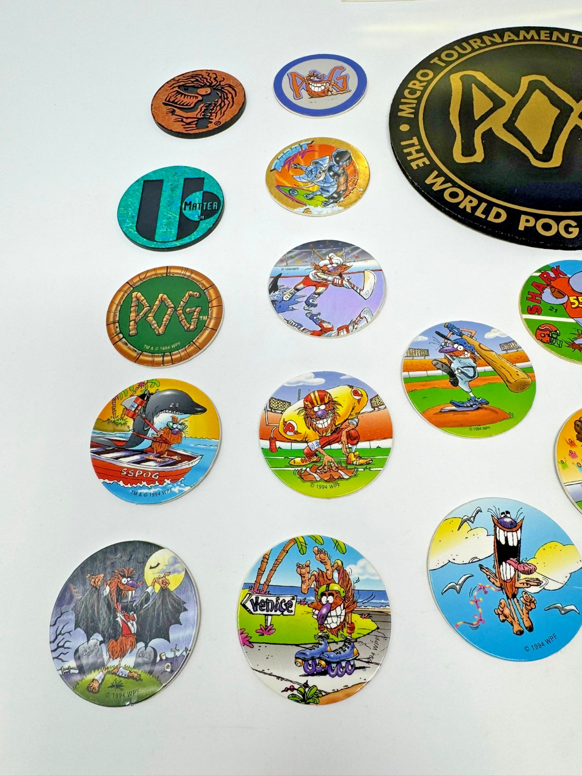 The World POG Federation Micro Tournament Game Pack with 2 Slammers & 25 Pogs