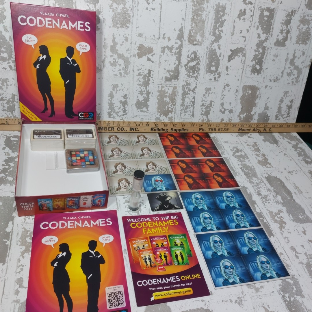 CODENAMES NEW Board Game Spy Czech Games Edition Vlaada Chvatil Open Box