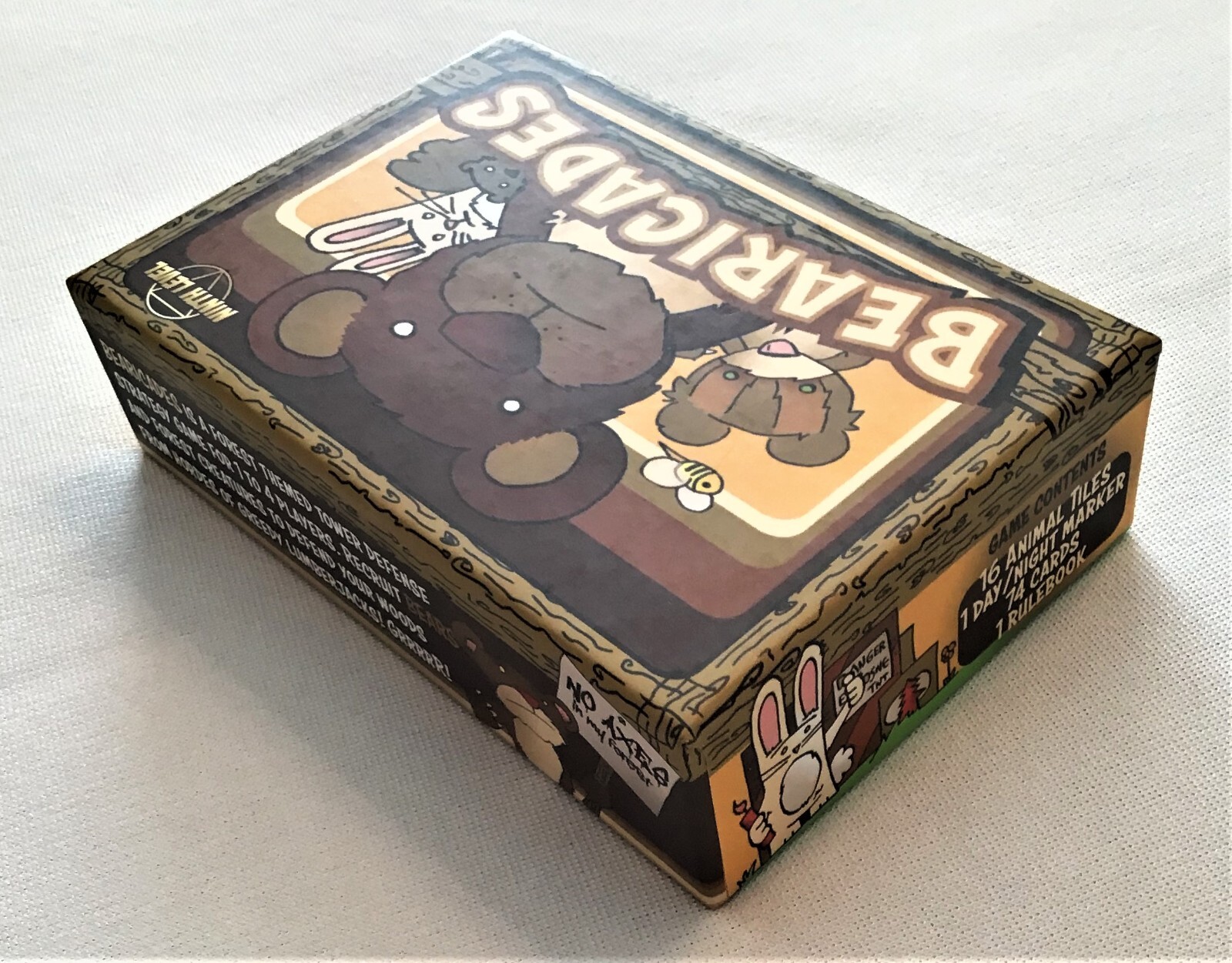 Bearicades Survival of the Forest Strategy Card Game by 9th Level Games, EUC