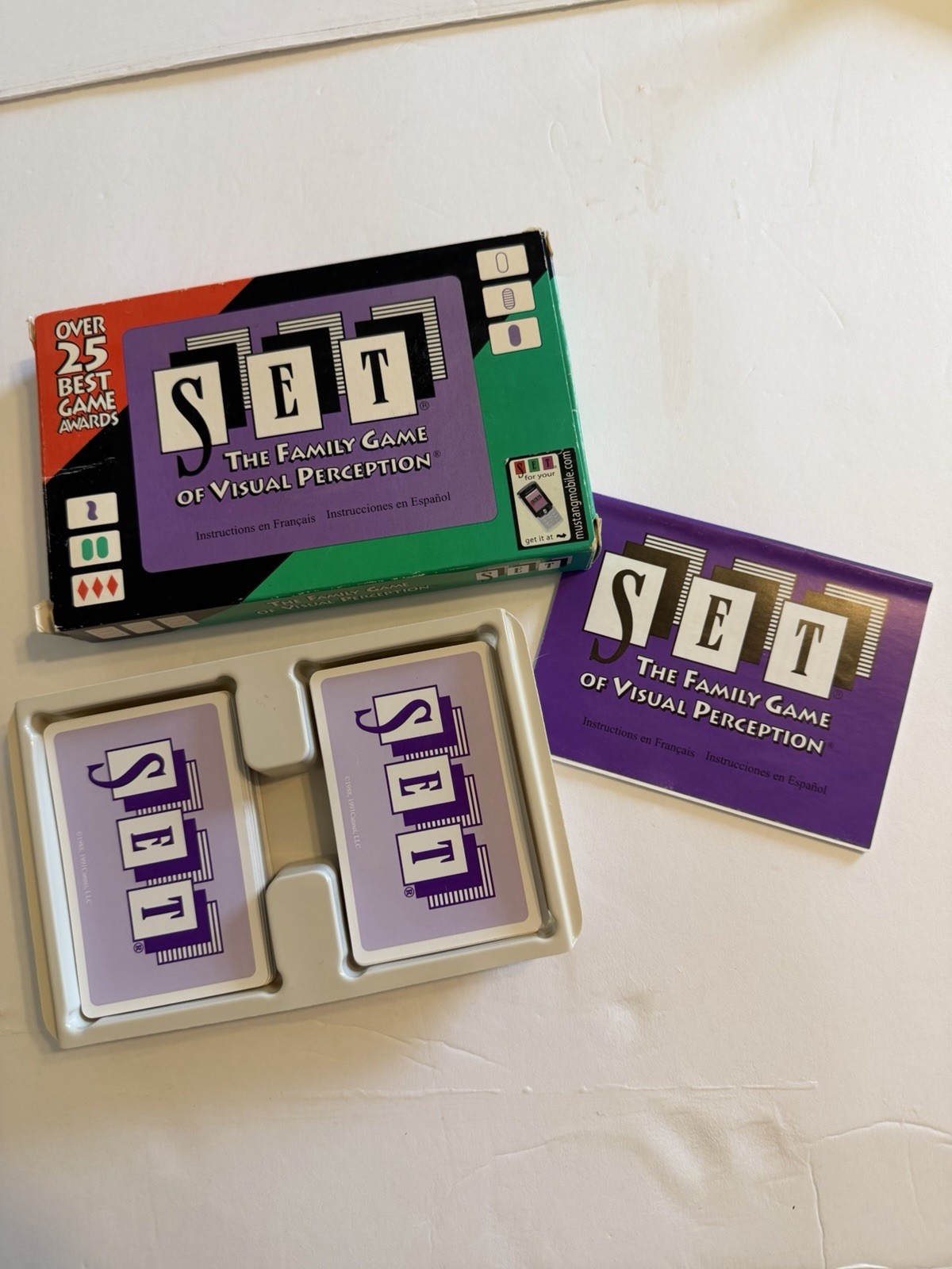 Set Card Game – The Family Game of Visual Perception – Set 1991