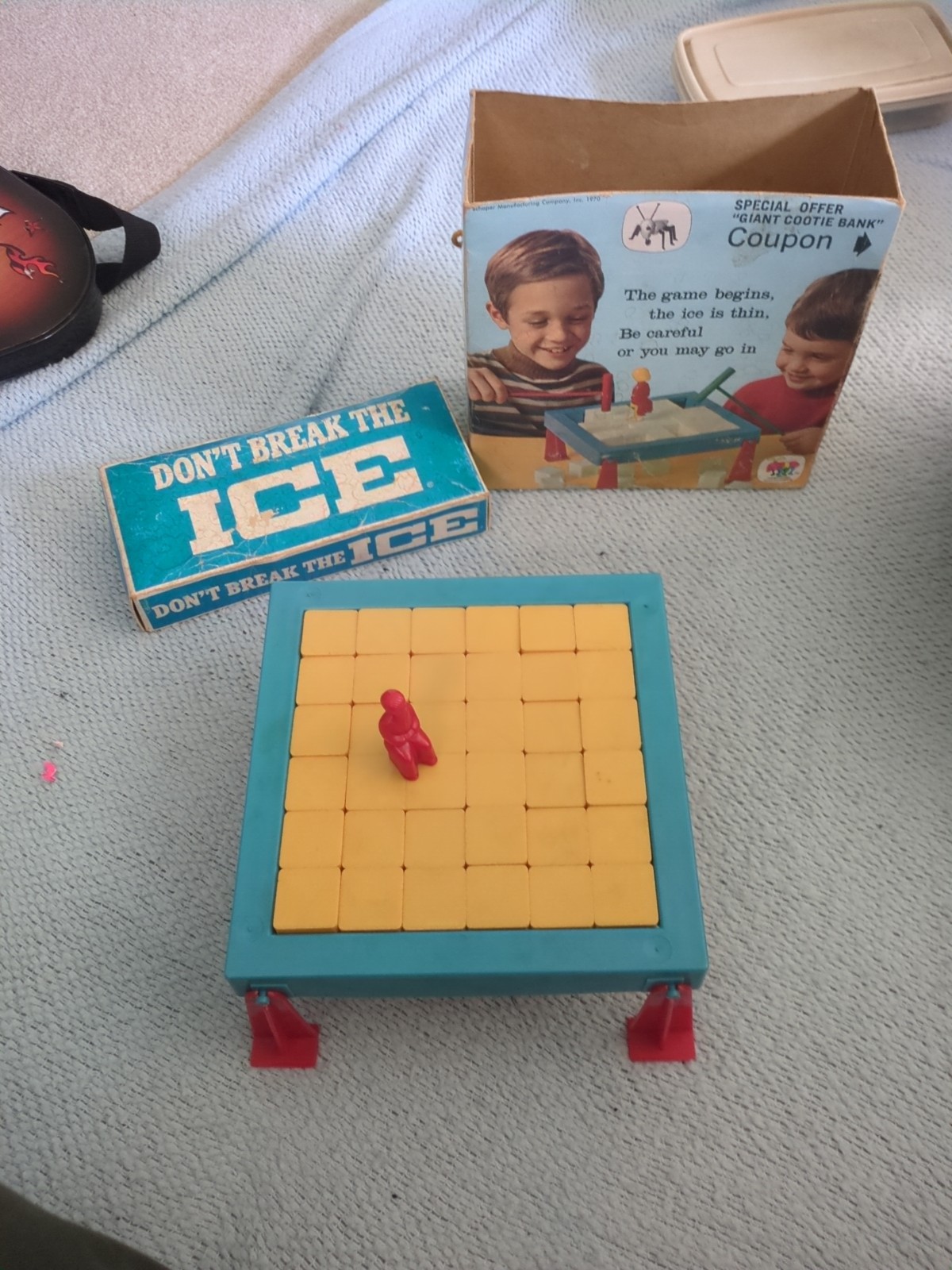 Vintage 1970 Don’t Break the Ice Game Missing Mallets