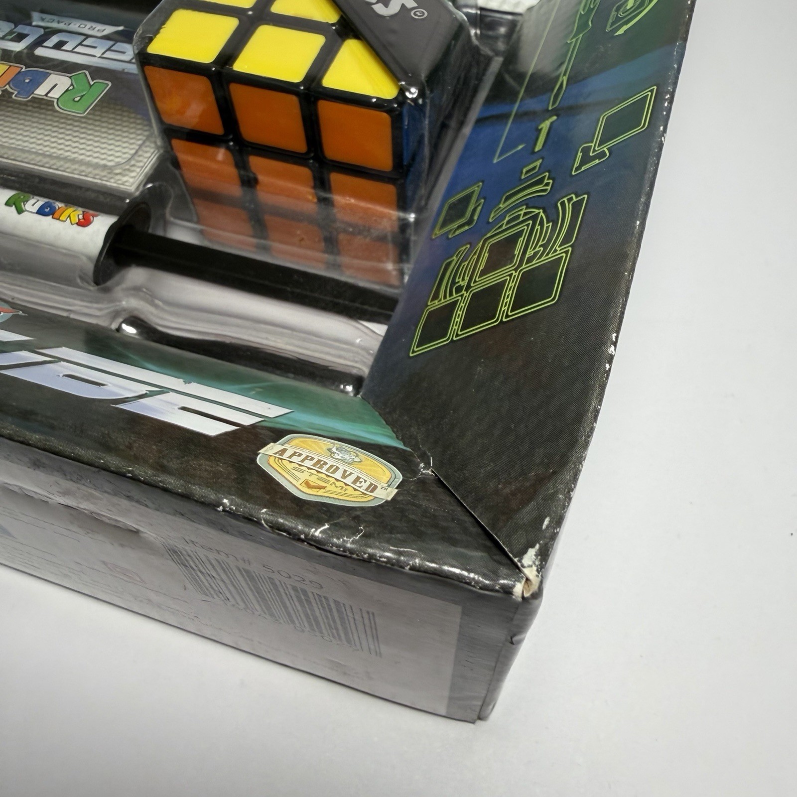 Rubik’s Speed Cube Pro Pack Kit Winning Moves Games New In Damaged Box Cubing