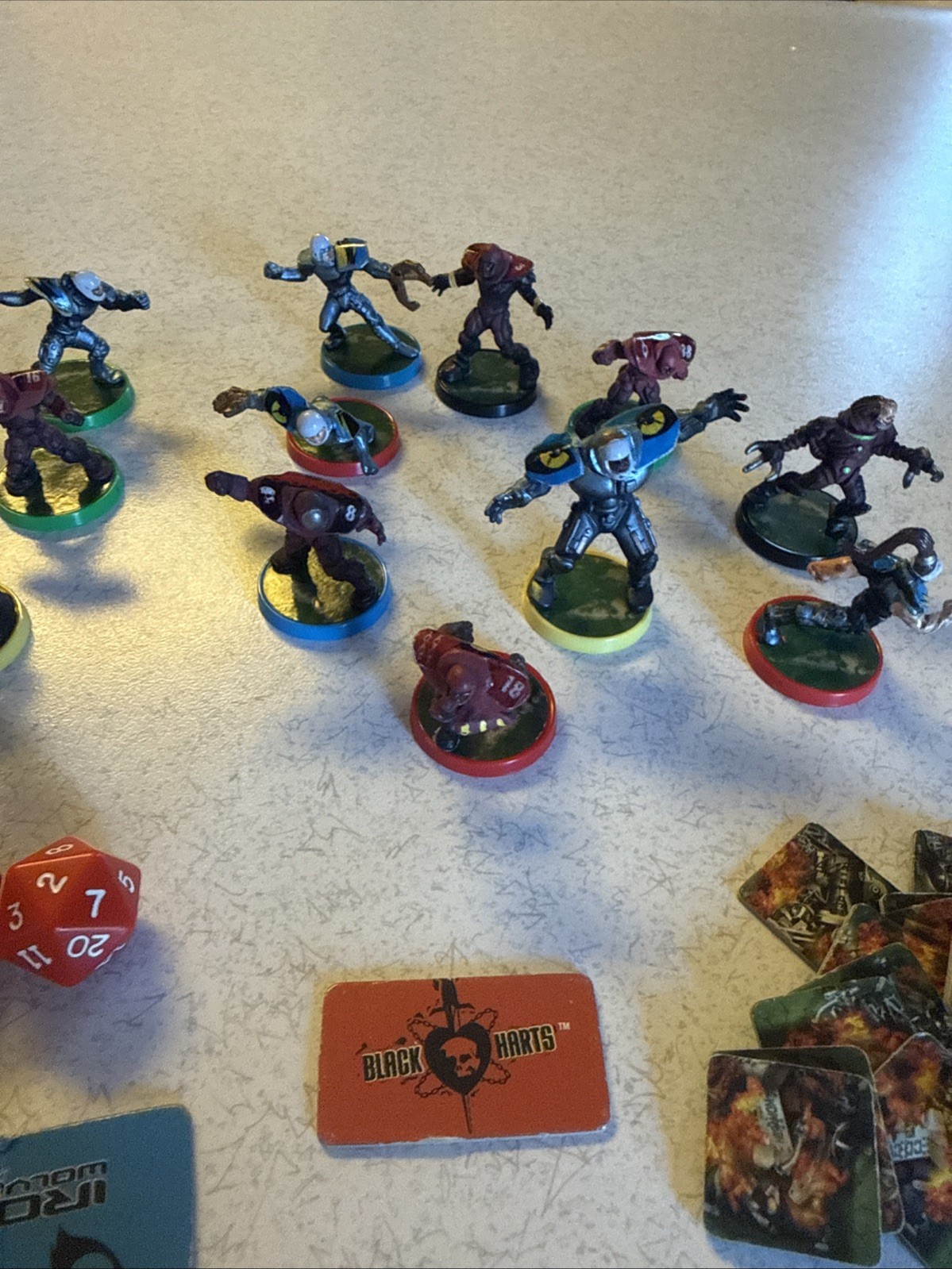 Milton 2003 BATTLE BALL Football Game Replacement Parts 20 Players Dice Cards ++