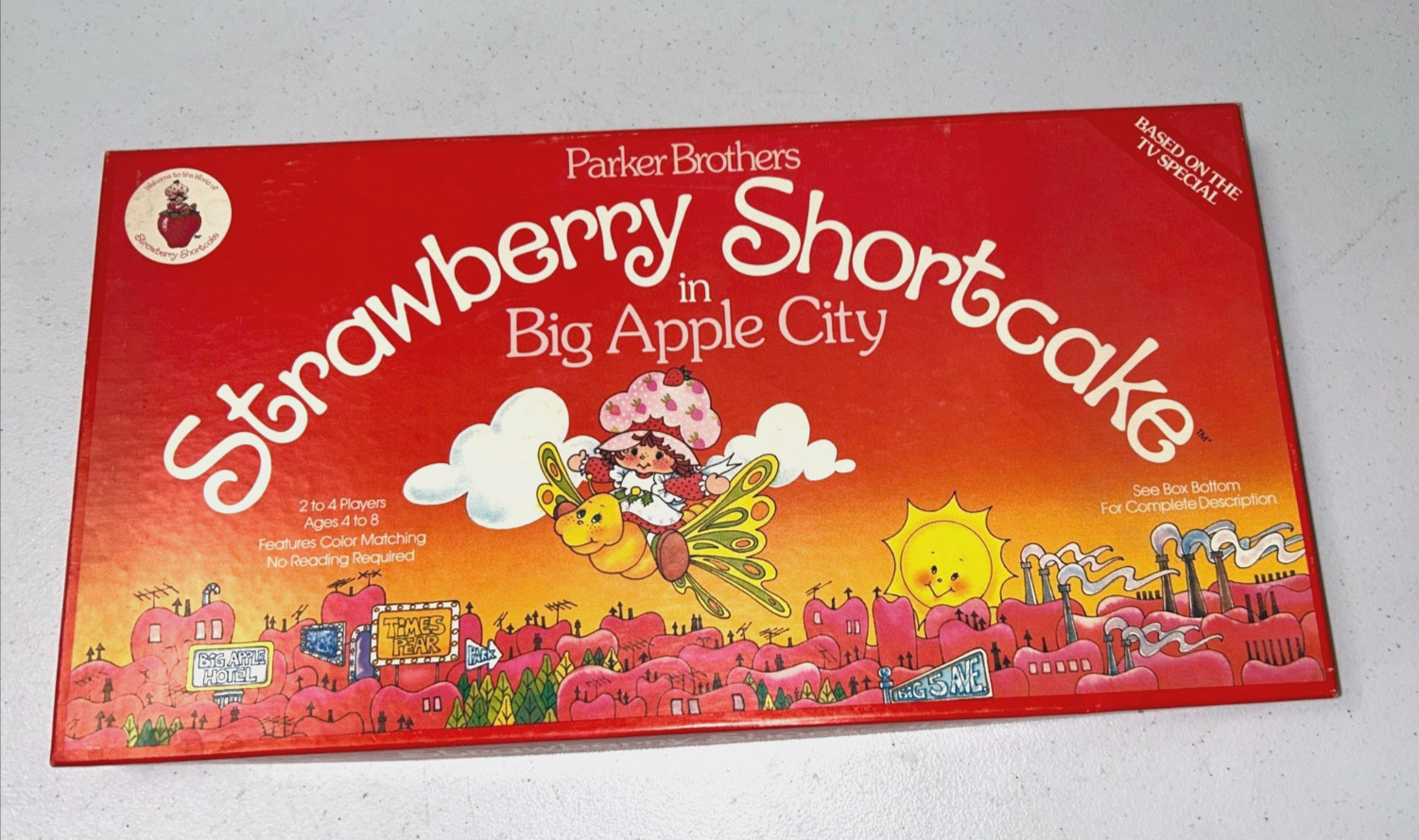 Vintage 1981 Strawberry Shortcake Big Apple City Game by Parker Bothers, NICE