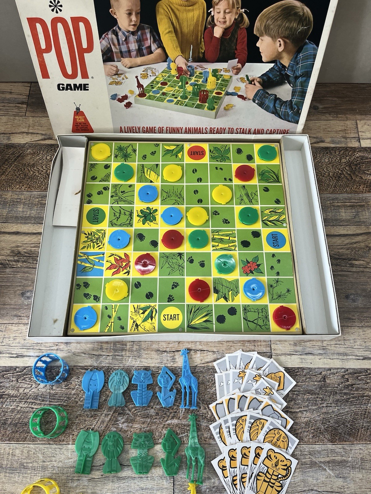 W. H. Schaper Board Game Hop-Pop Box 100% Complete