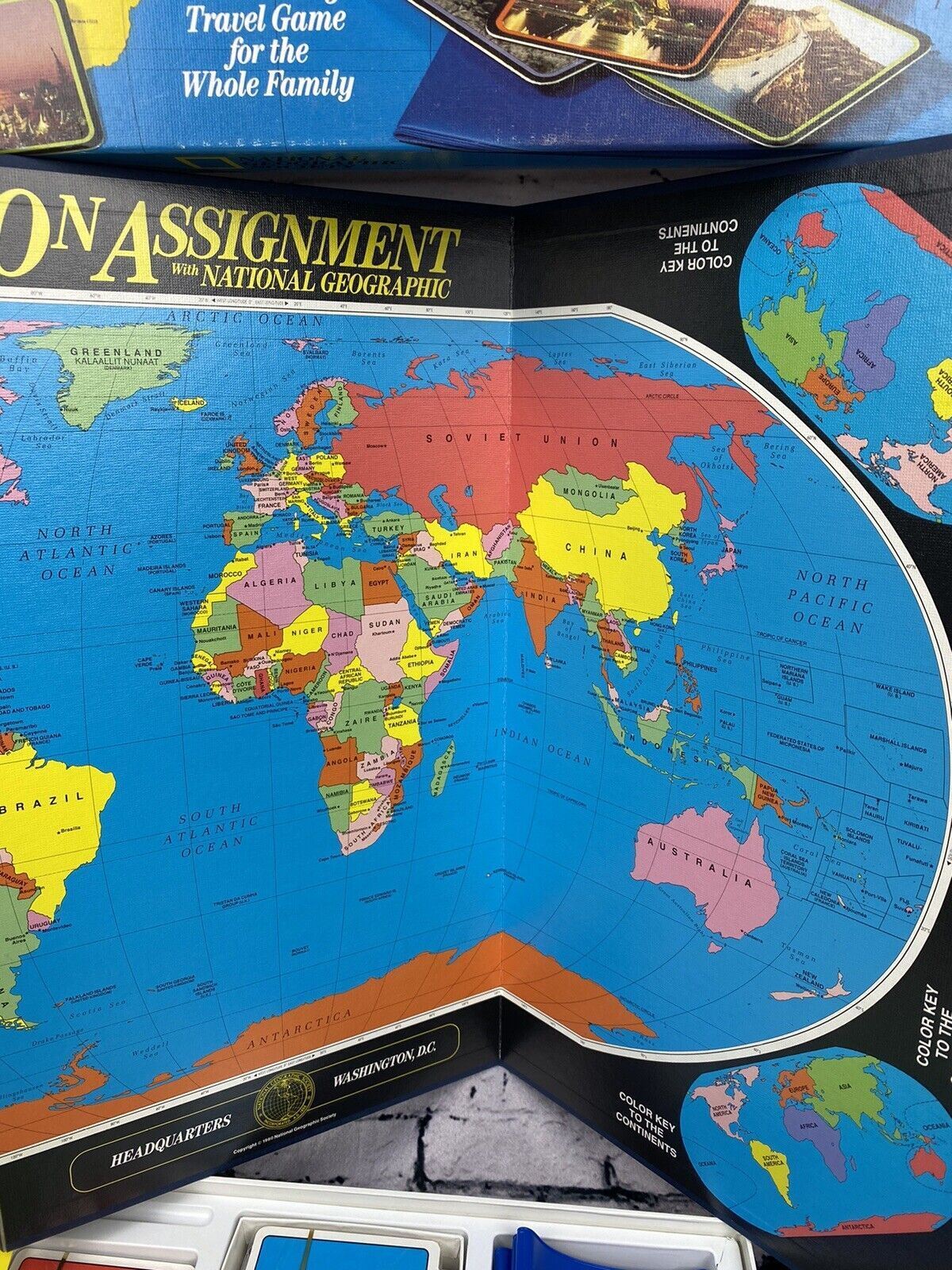 Vintage National Geographic Board Game Open Box Unused On Assignment (H8)