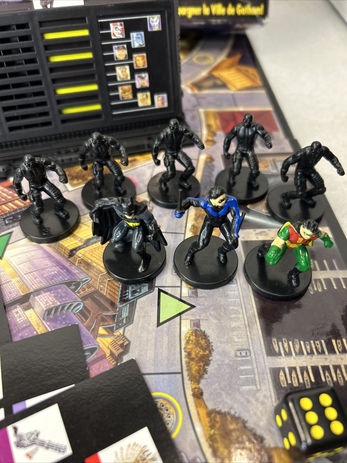 Batman Gotham City Mystery Game DC Comics THG Missing Cards And Batgirl READ
