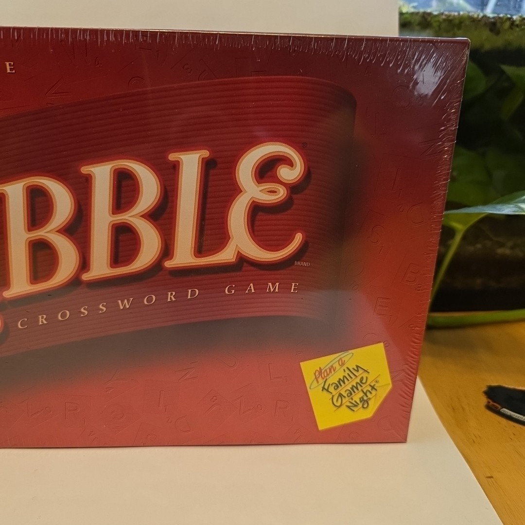 Scrabble Hasbro Board Game Vantage Sealed 2001