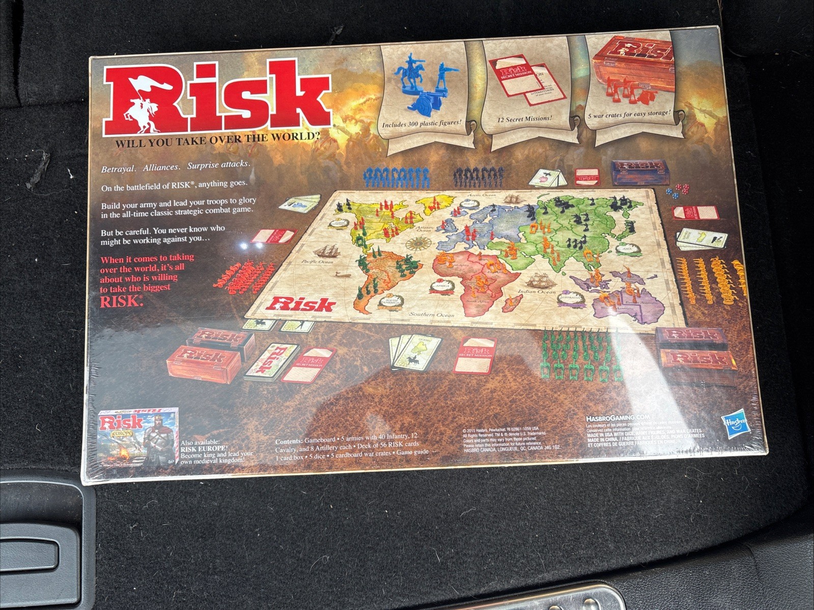 Risk The Game of Strategic Conquest Board Game 2015 Hasbro Gaming NIB