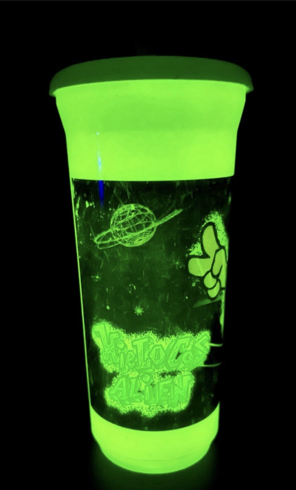 Crazy Bones Hielocos Coca-Cola Alien 32oz Promotional Glow-in-the-Dark Cup