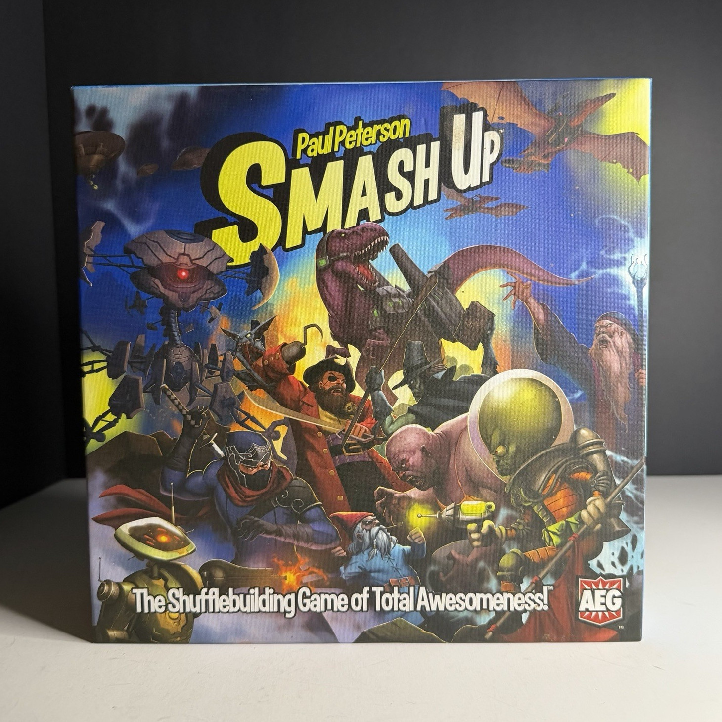 Smash Up Base Game Complete 2012 AEG Paul Peterson Shufflebuilding Card Game