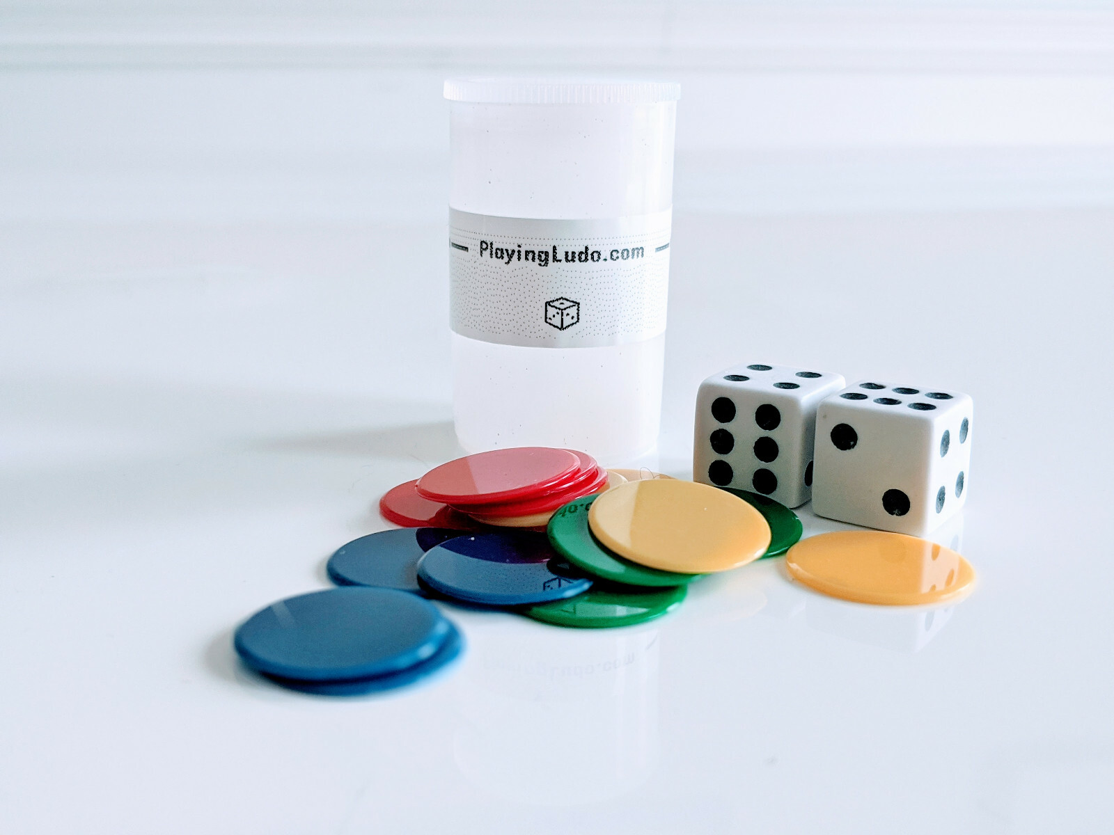 Ludo game board Glass Ludo Pachisi Dayakattam ludi Parcheesi Fei Xing Qi