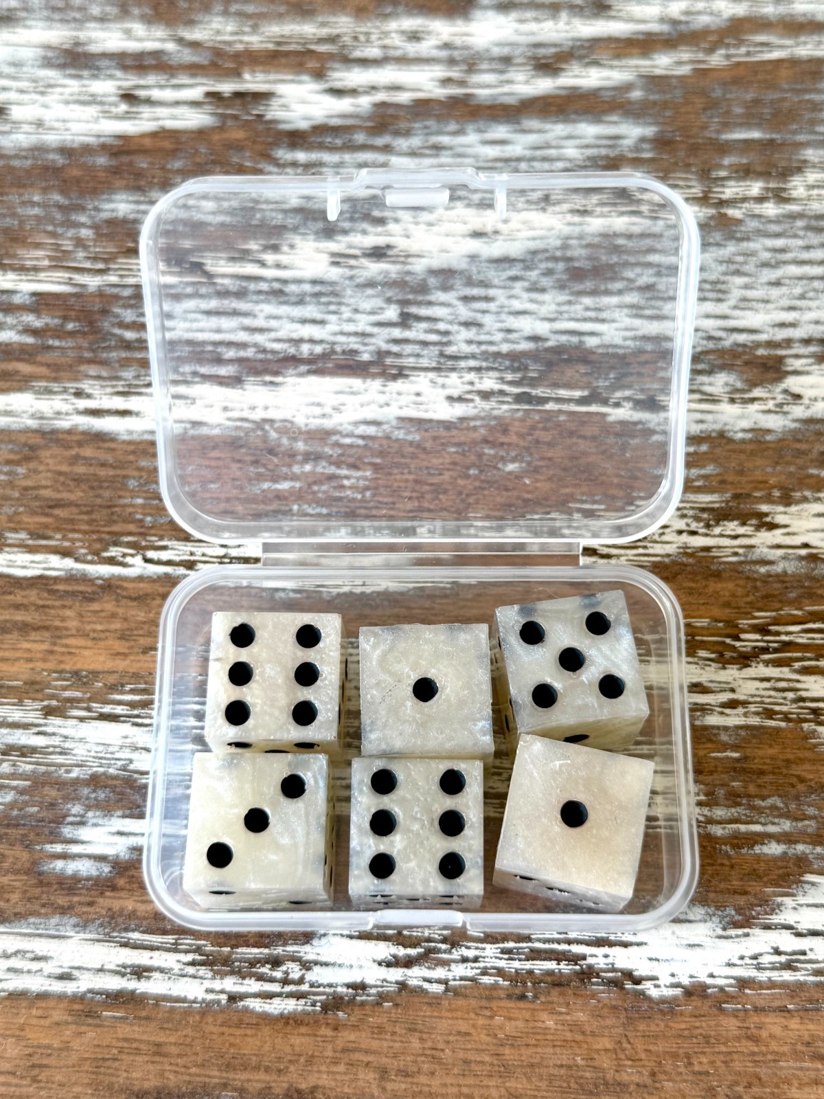 Resin Dice Set 6pcs – Classic Black & Pearl – Handmade Replacement Dice Games