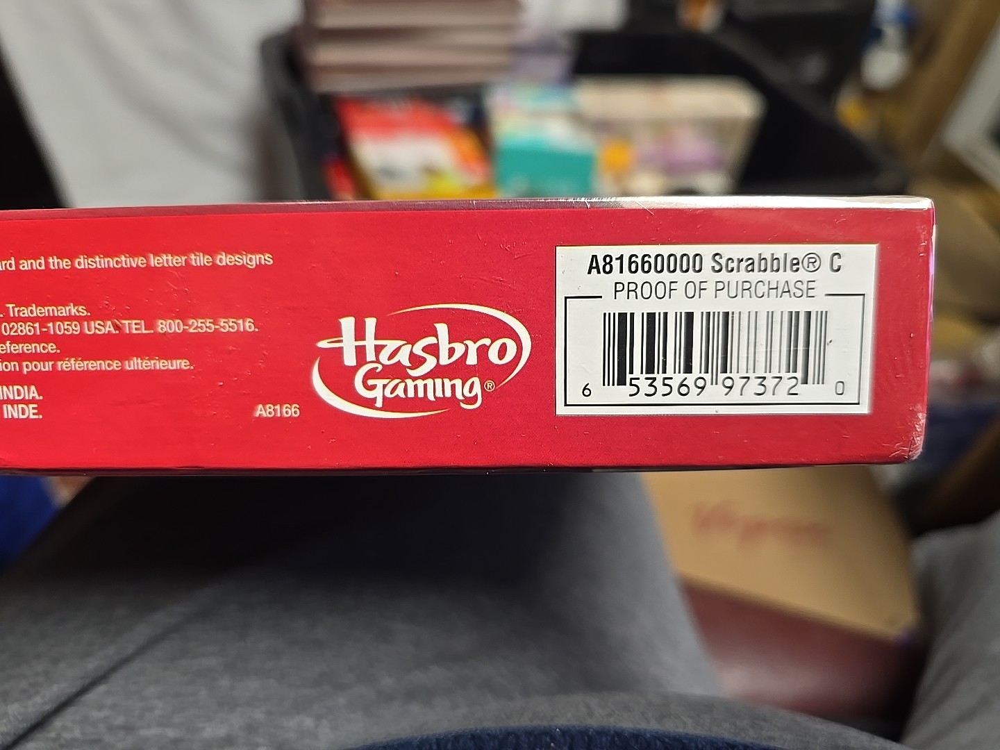 Hasbro Gaming Scrabble Board Game A8166 New Sealed In Box 2013