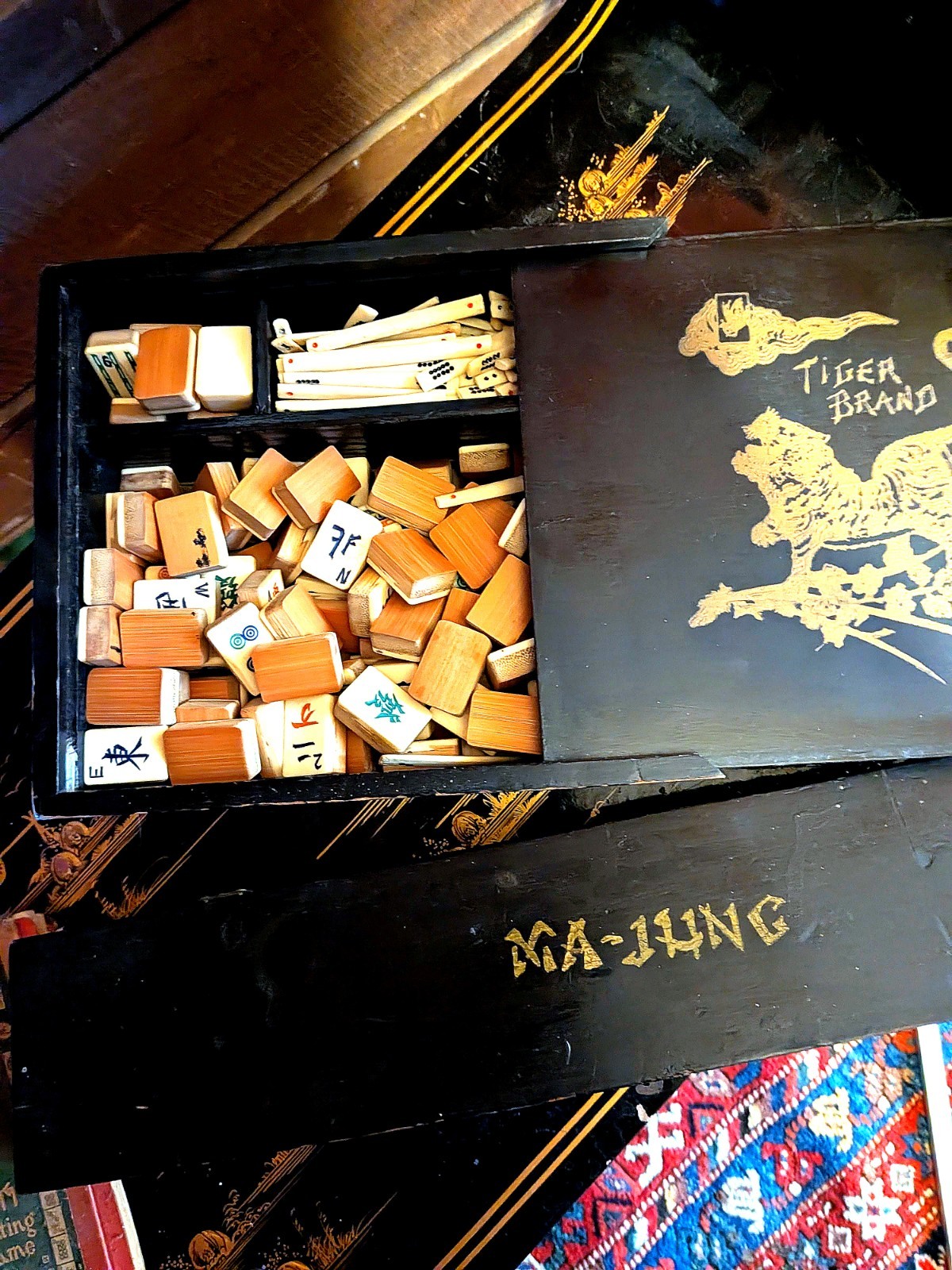 Antique 1920s Tiger Brand Mah-Jongg Set Bone Bamboo Tiles Babcock Rules Book