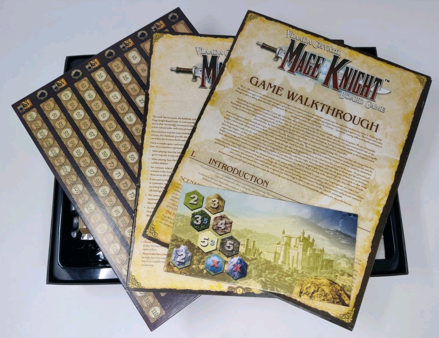 Mage Knight Board Game Vlaada Chvátil 1-4 Players WizKids NECA 2011 Complete