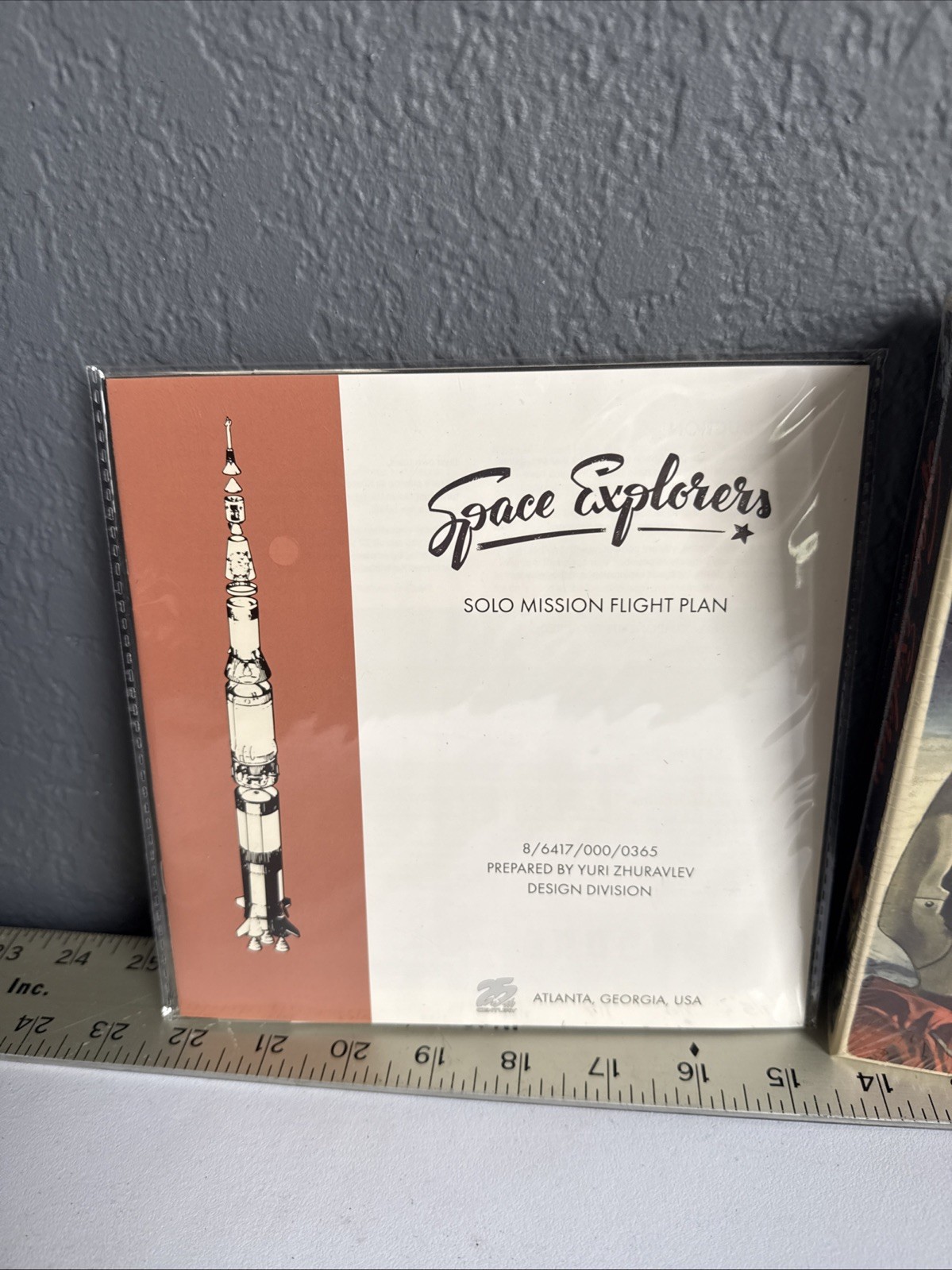 New Sealed! Space Explorers by 25th Century Games – N – With Solo Flight Plan