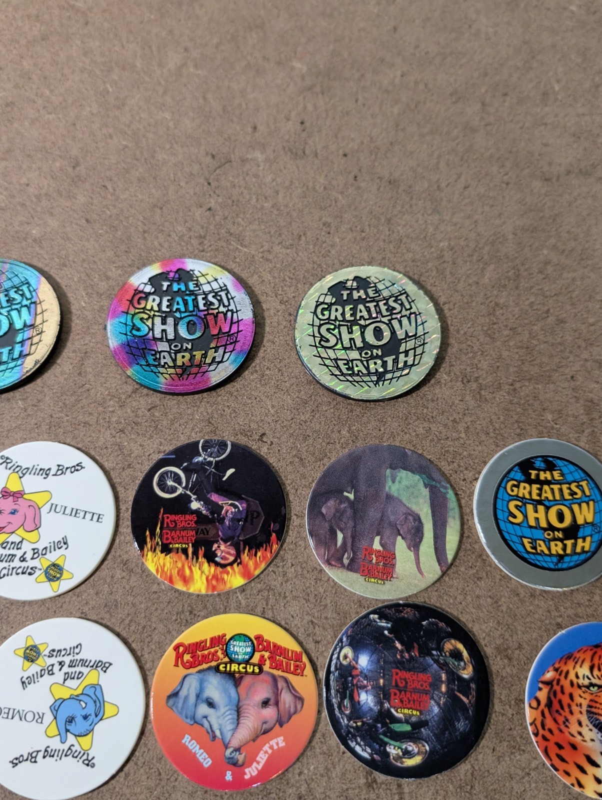 Lot 44 RINGLING BROS AND BARNUM & BAILEY POGS 39 Pogs 5 Slammers 4 Cases