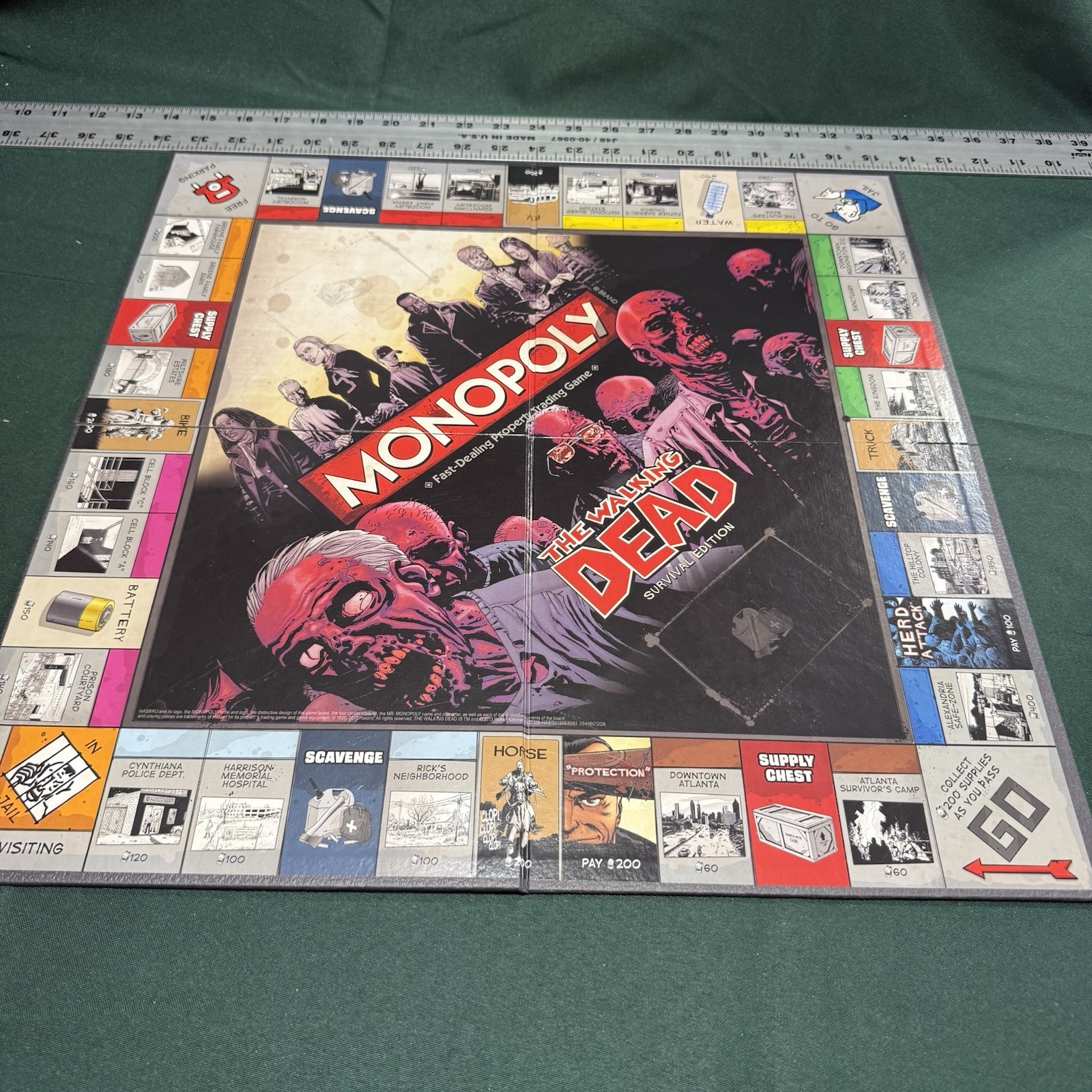 Monopoly The Walking Dead Survival Edition Board Game Complete USAopoly Zombie