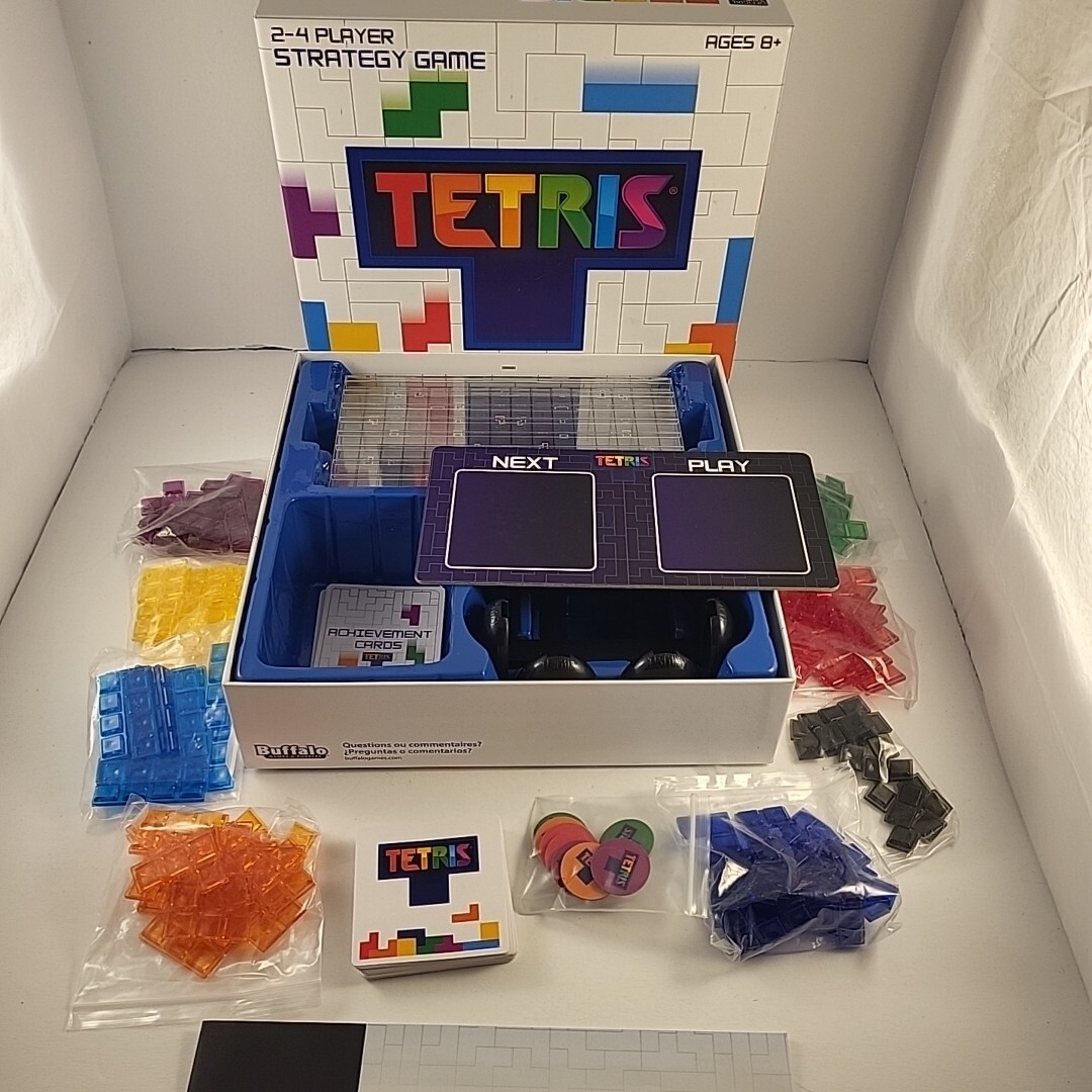 TETRIS Head To Head Strategy Board Game Buffalo Games 2-4 Players Sealed 2021