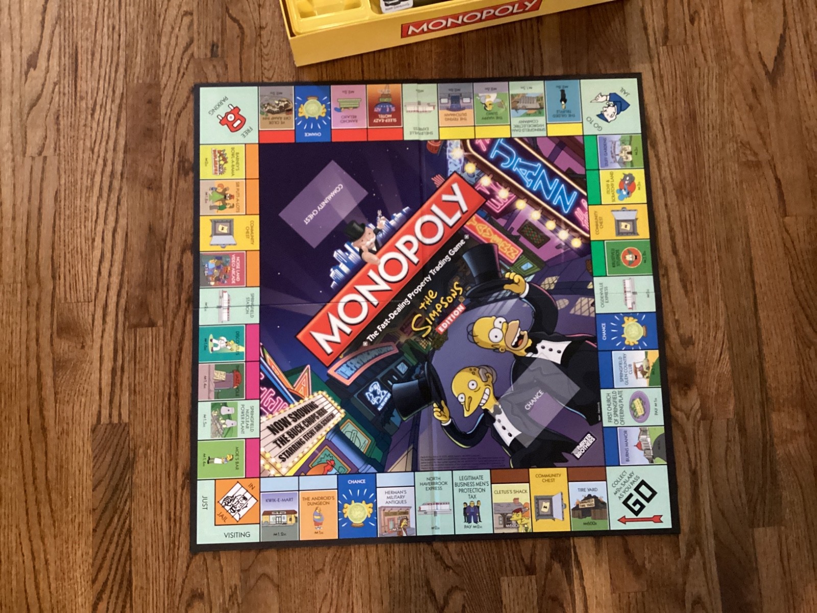 Monopoly The Simpsons Edition 2009 Electronic Banking Game Complete-NEW Open Box
