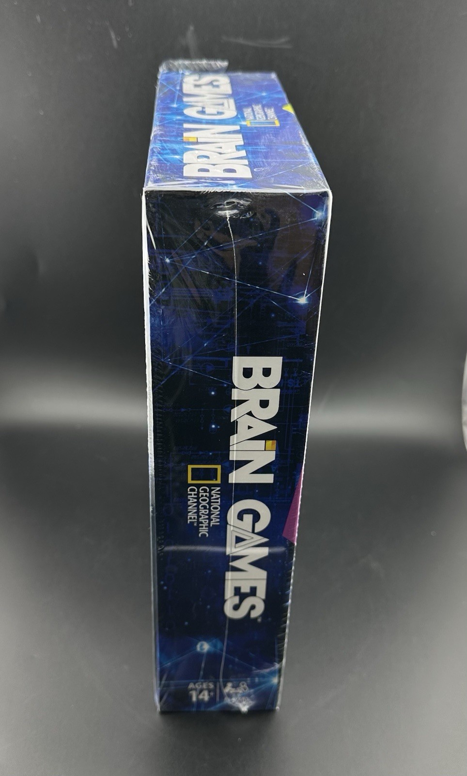 National Geographic : Brain Games The Game Ages 14+ 3-6 Players Board Game