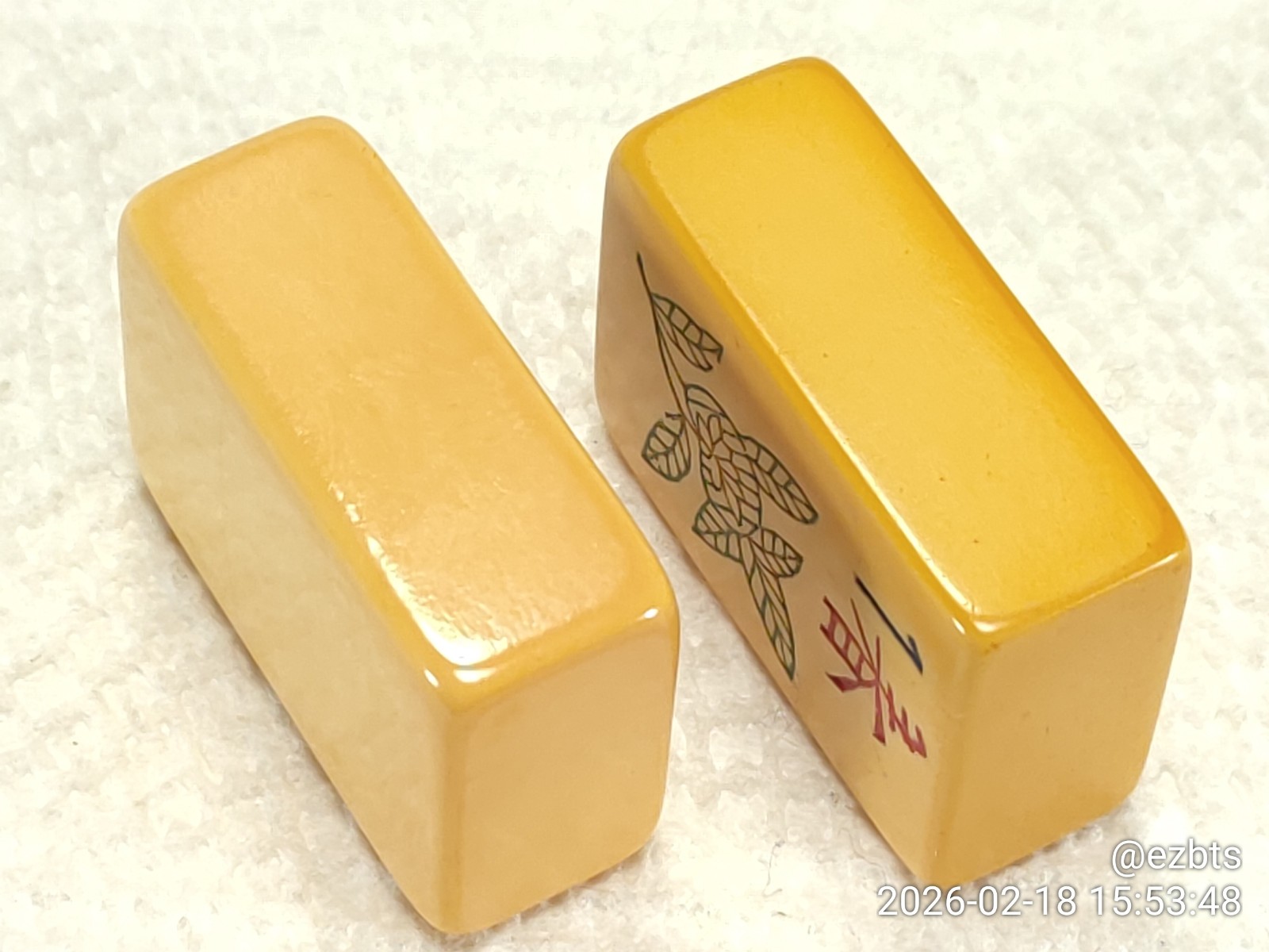 8 Rare Bakelite Catalin MahJong Mah Jongg Flowers tiles Excellent condition 3dia